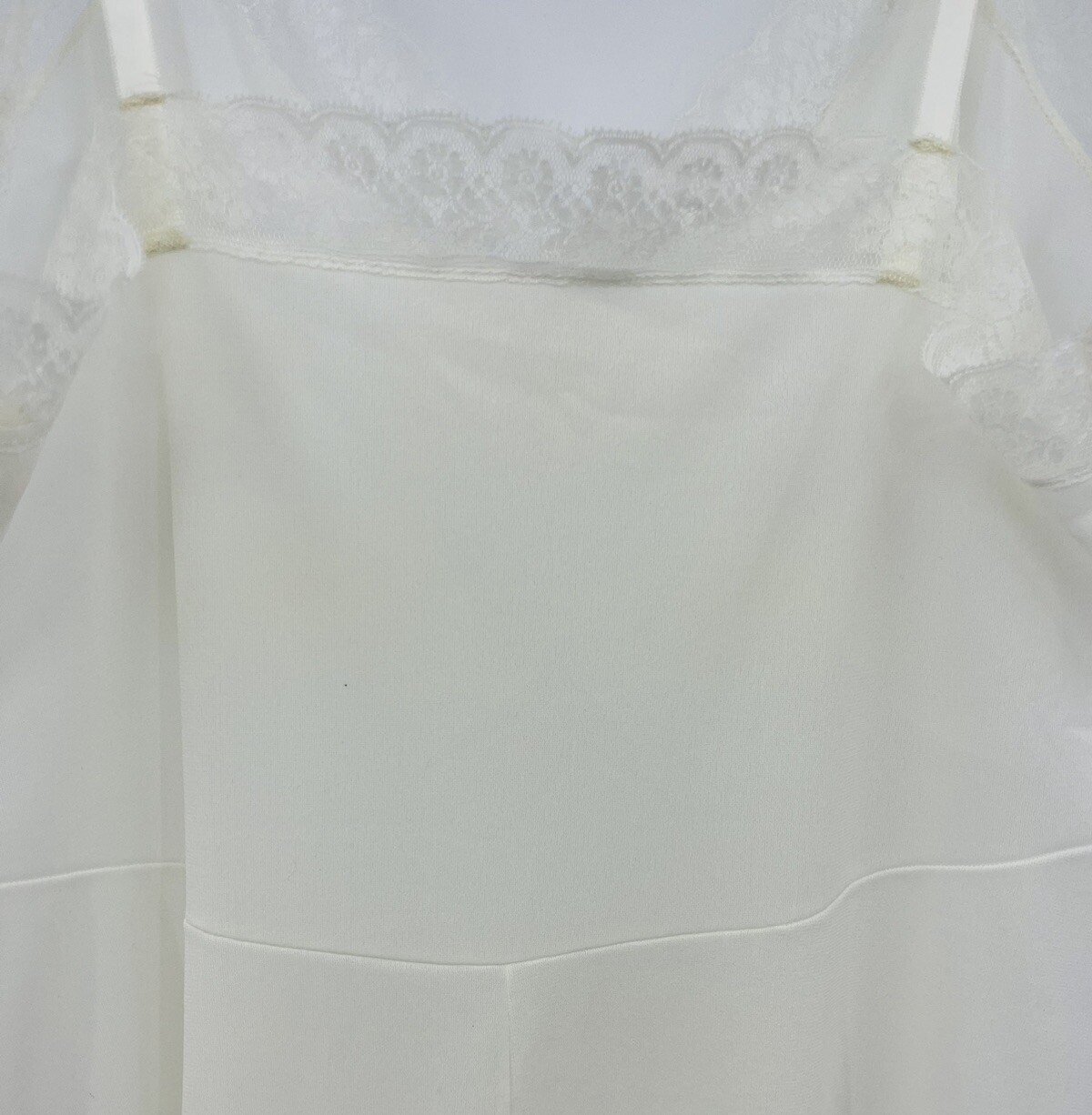 Vintage Vassarette Nylon Crepelon Full Slip Ivory Lace Trim Size A 34