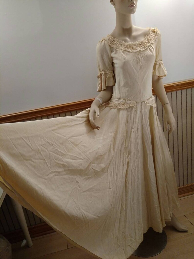 Vintage Faille Wedding Dress Full Skirt Cream Ivory Bridal Gown 34″B 27″W