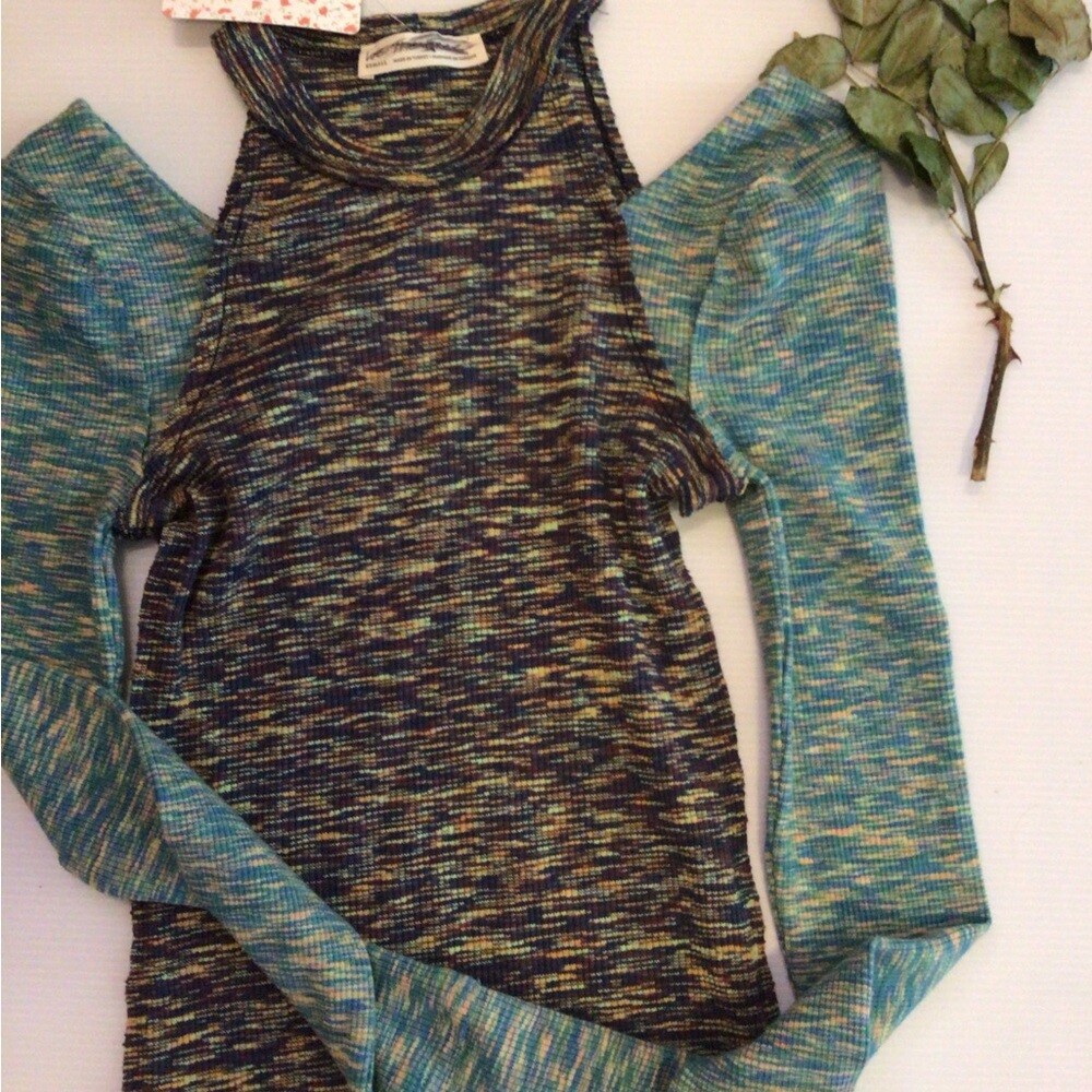 NEW! Free people out of control top