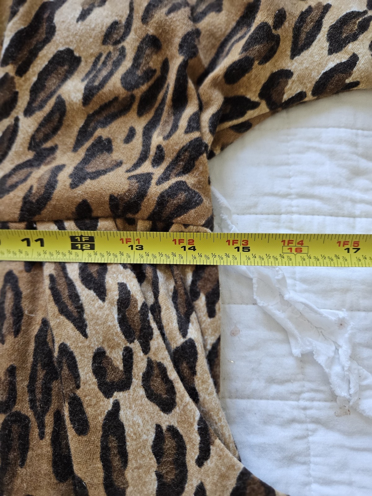 Vtg CHETTA B Animal Print Leopard Cheetah Fitted Pencil Mock Neck Dress