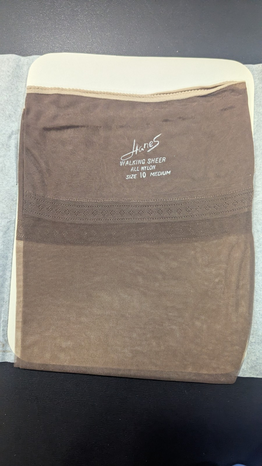 Hanes 530 M Walking Sheer Vintage Nylon Stockings -Town Taupe- 10M – 3 Pairs