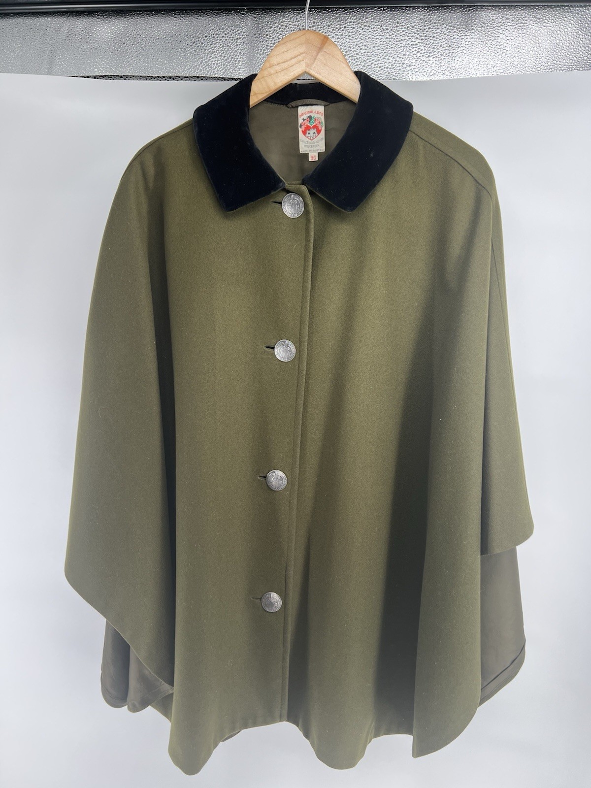 Vintage Rare Original Lanz Salzburg Olive Green Austrian Wool Loden Coat Cape