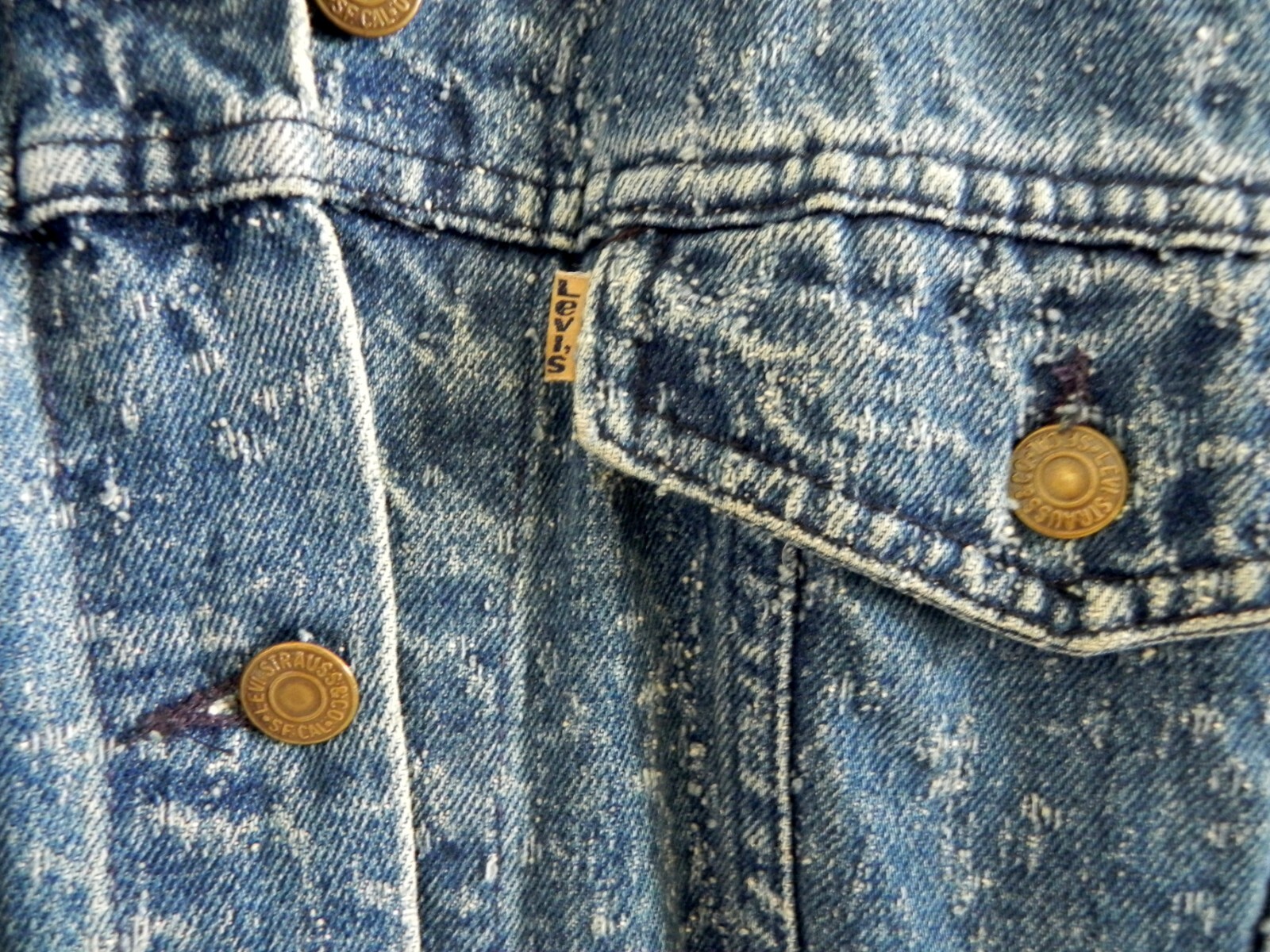 Levis One of a Kind Trucker Distressed Denim Native Chief Hand Painted Size L