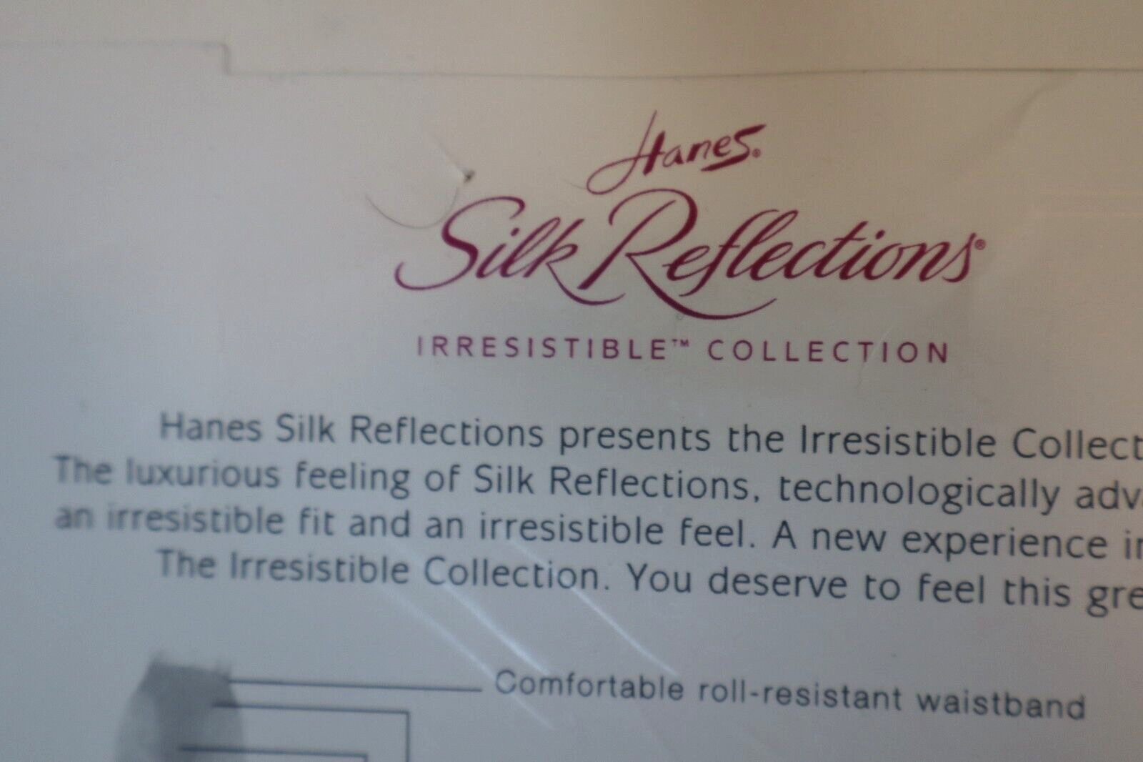 Hanes Silk Reflections Pantyhose Pearl NIP Size AB High Cut Matte Sheer Leg