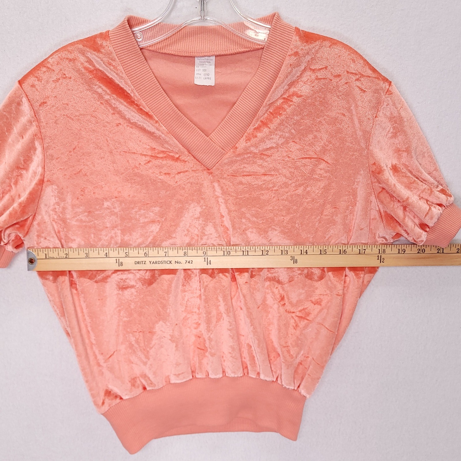 Vintage Peach Coral Crushed Velvet V-Neck Short Sleeve Top Large