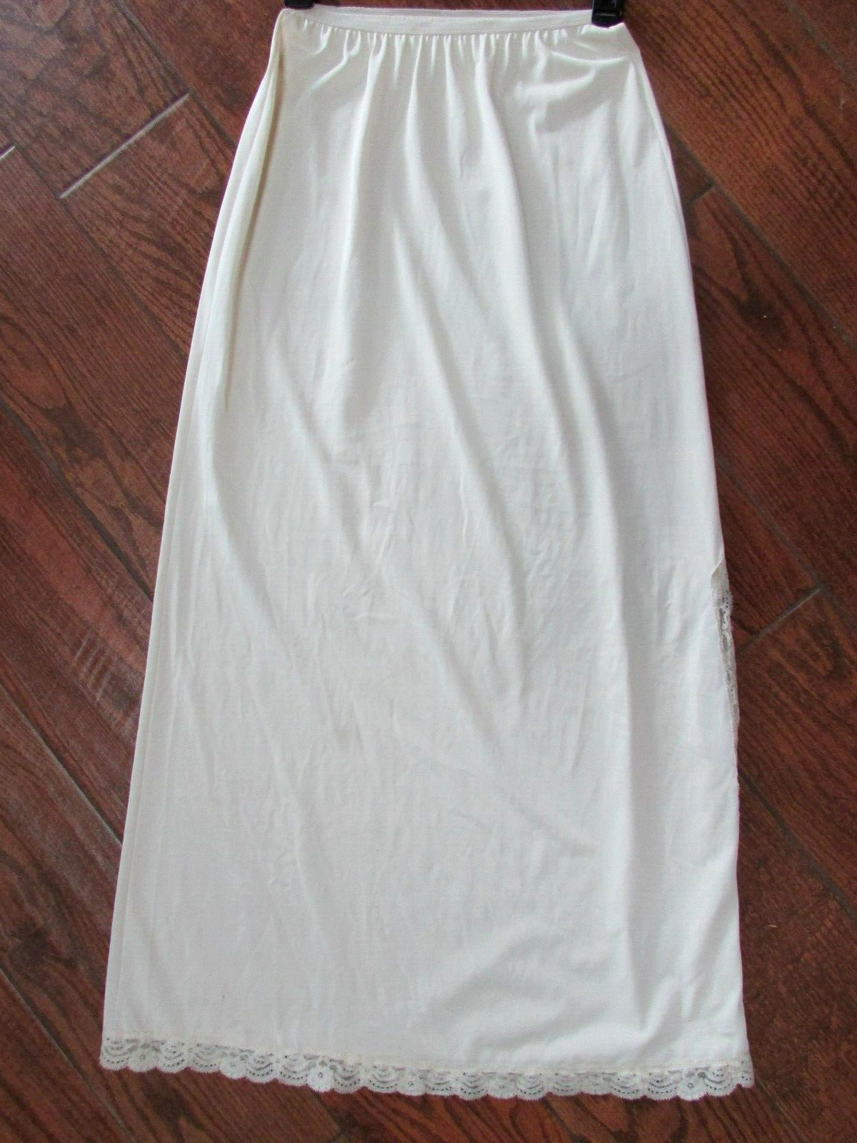 VTG Shadow Line 39″ Long Maxi Beige Half Slip Nylon 18″ Side Slit Size S USA