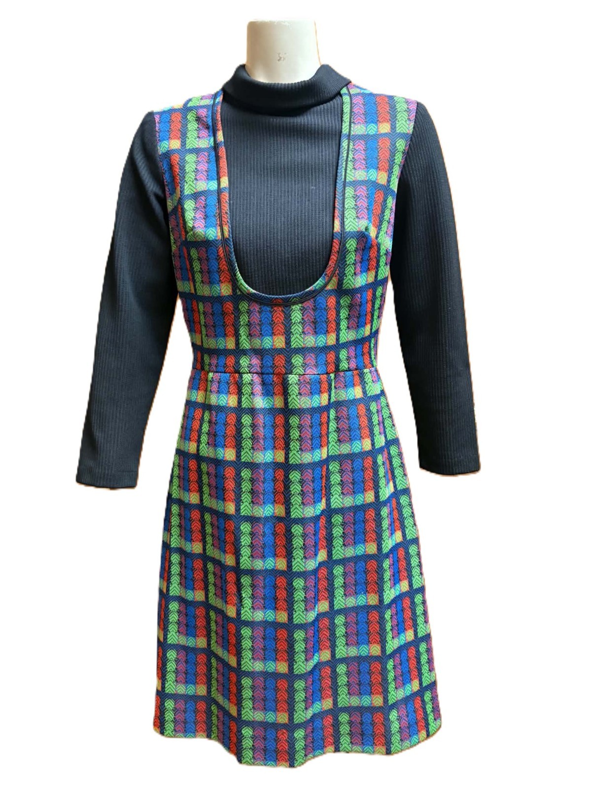 Vintage70s It’s Better Mod Geo Rainbow Print Pinafore Jumper Dress 16