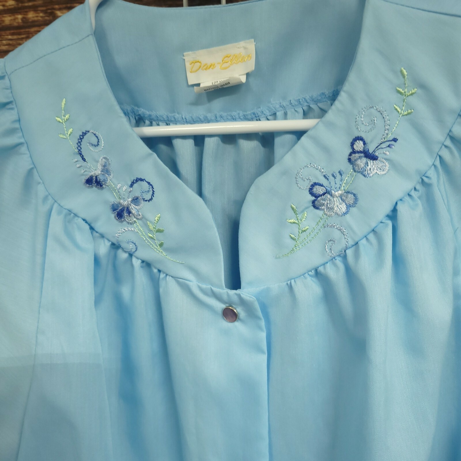 Vintage Dan-Ellen Women’s Size 38 Blue House Dress Snap Front Fits Extra Large