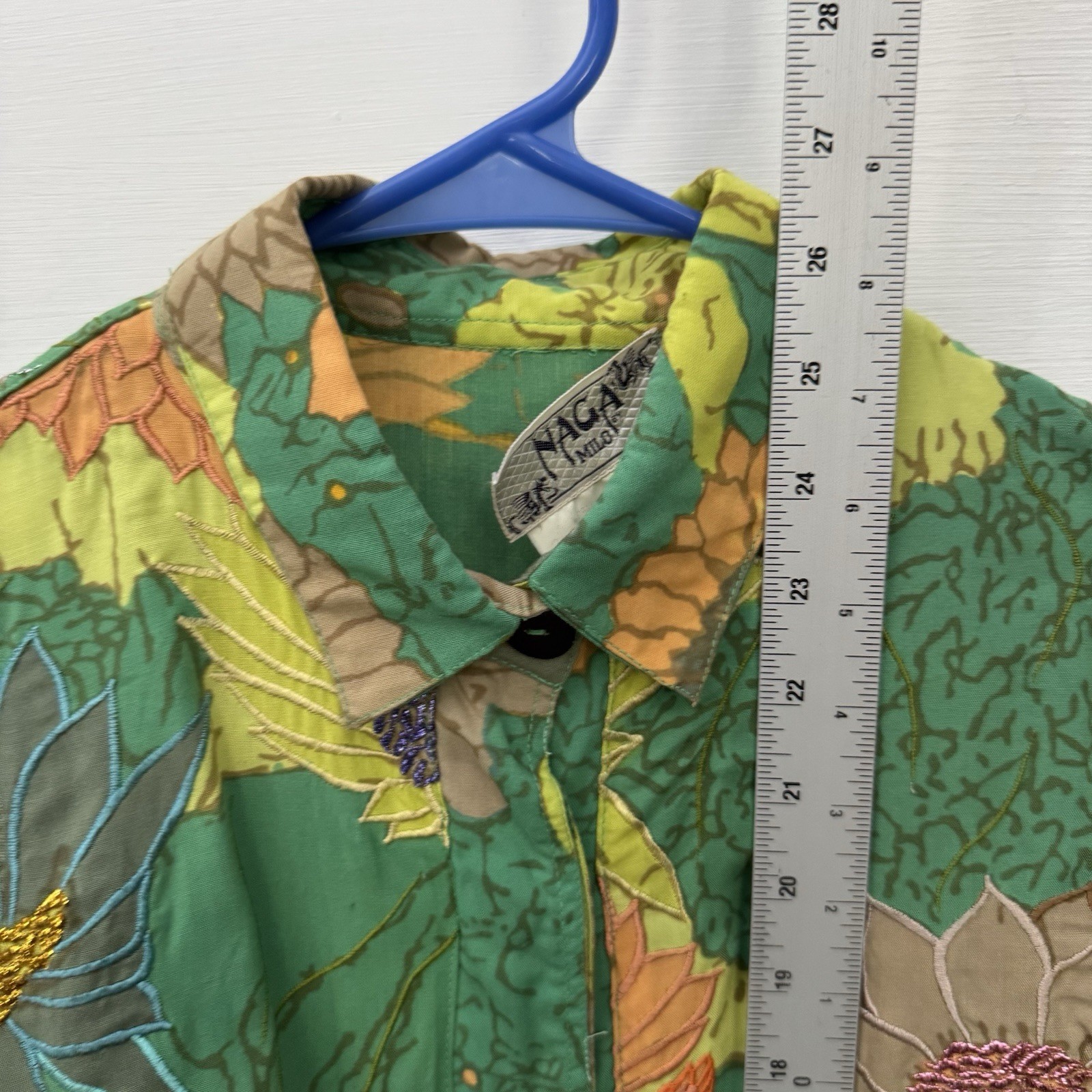 Vintage NAGA by Milo Womens L Floral Embroidered Beaded Art to Wear Shirt