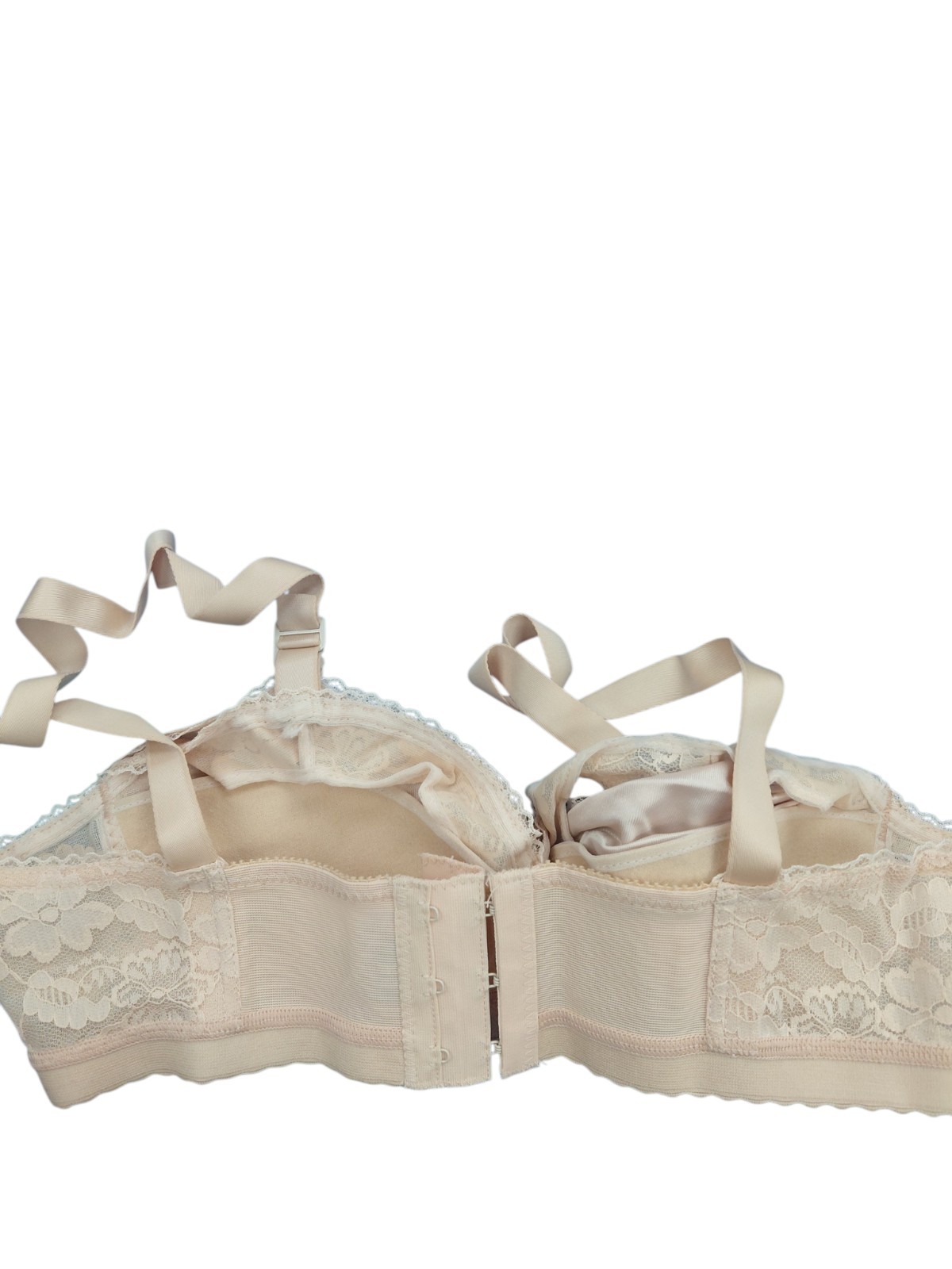 Vintage Lady Cameo Lingerie Bra Size 32CC
