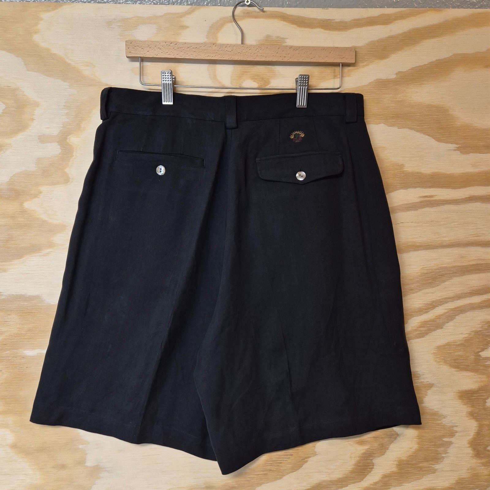 Vintage Tommy Bahama Women’s 14 Silk Shorts Black Pleated 100% Silk Y2K