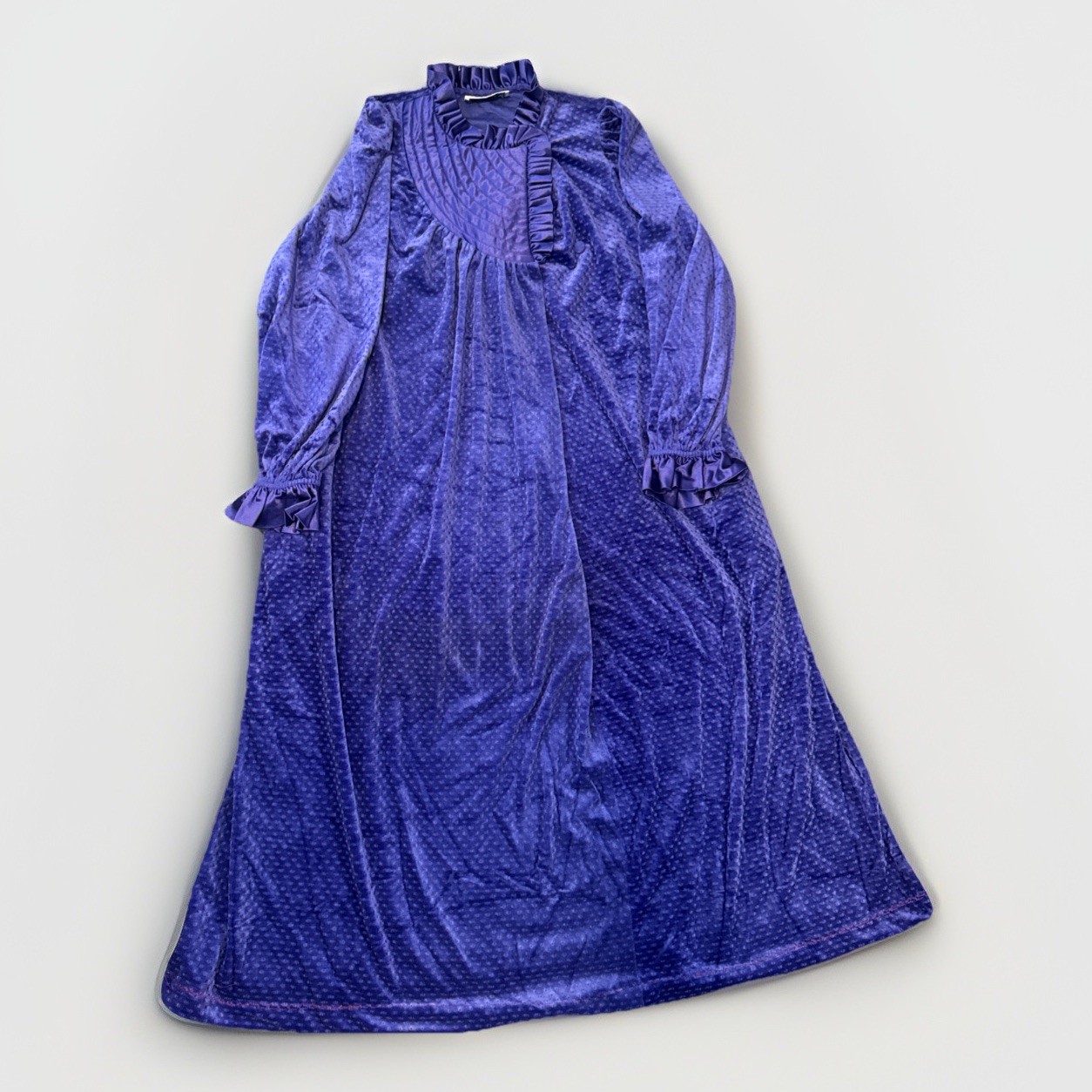 VTG 1970s DONNA RICHARD FOR GILLIGAN & O’MALLEY Purple Victorian Style Nightgown