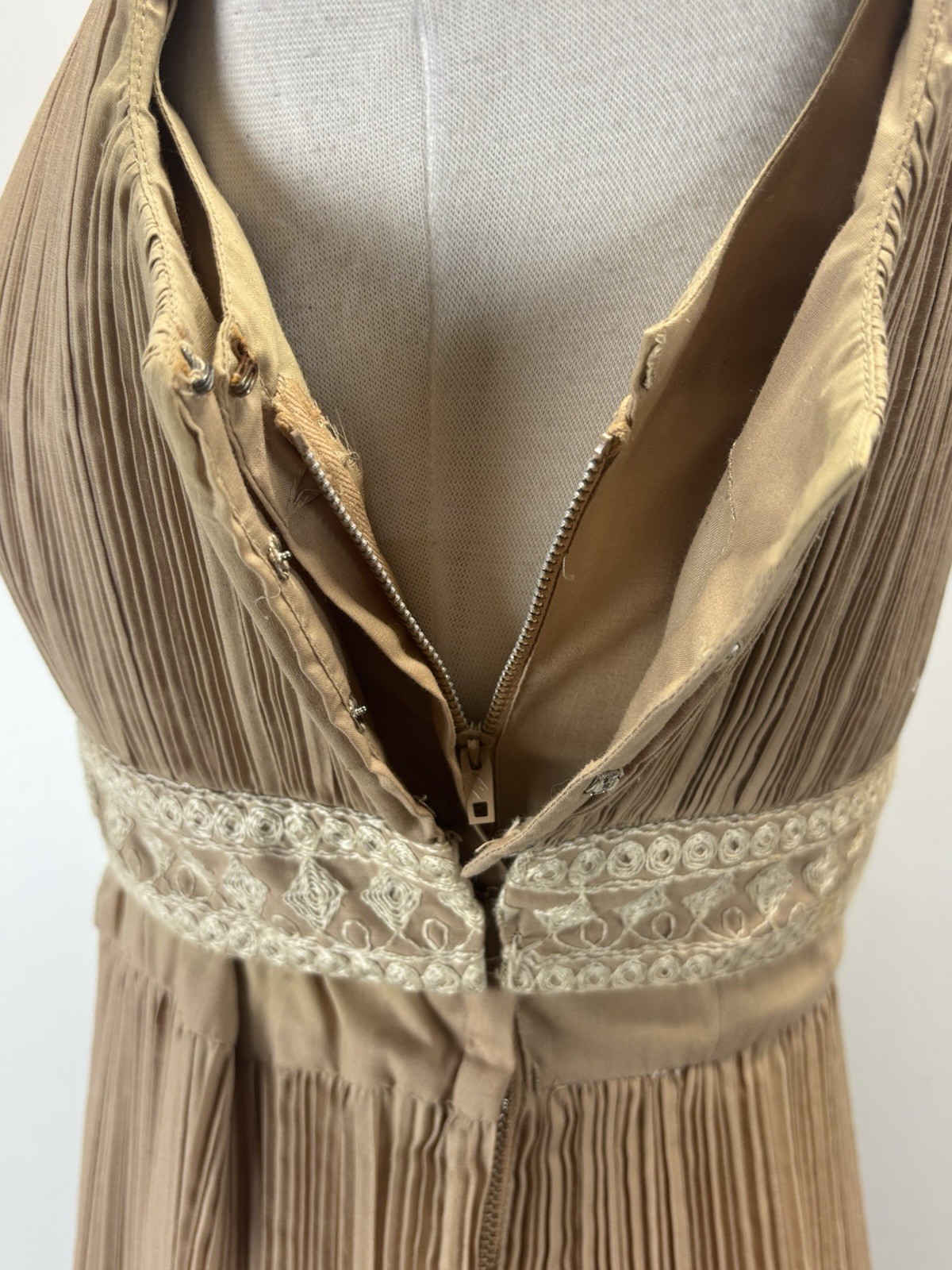 Vtg Handmade Cleopatra Style Midi Dress Women’s Brown 60s Embroidered