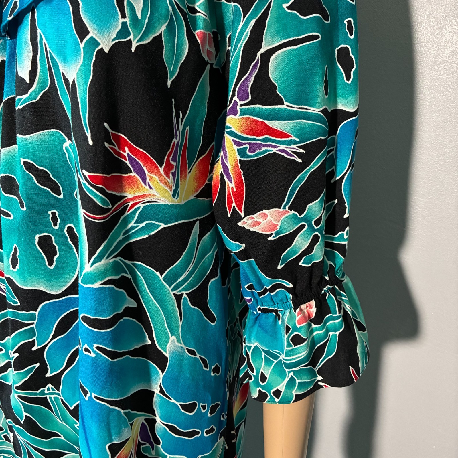 Vintage Hilo Hattie Maxi Full Length Dress M 100% Cotton Hawaiian Ruffle Flowy