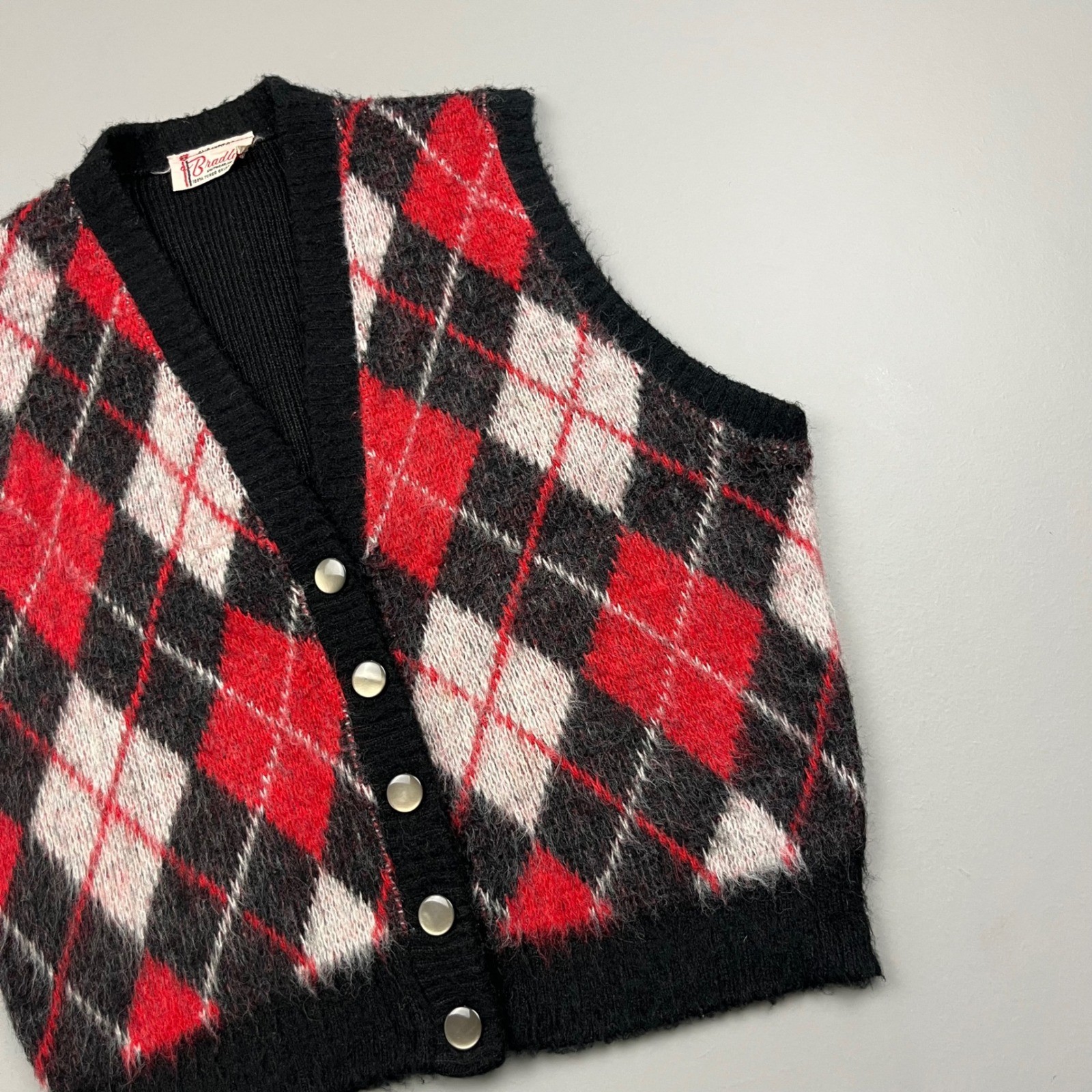 Bradley Cardigan Vest Womens M Red Black Argyle Turbo Orlon Acrylic VTG Mohair