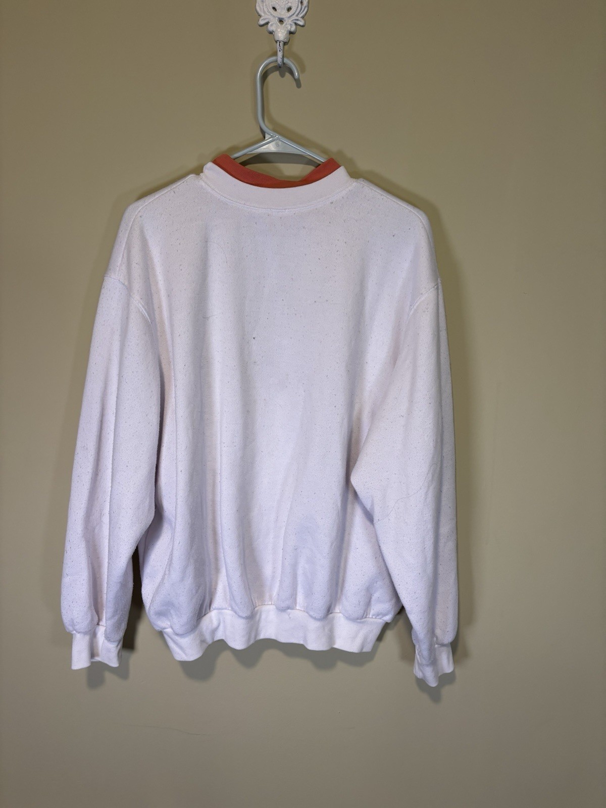 Vintage Bon Worth White Crewneck Sweater with Autumn Tree Embroidery