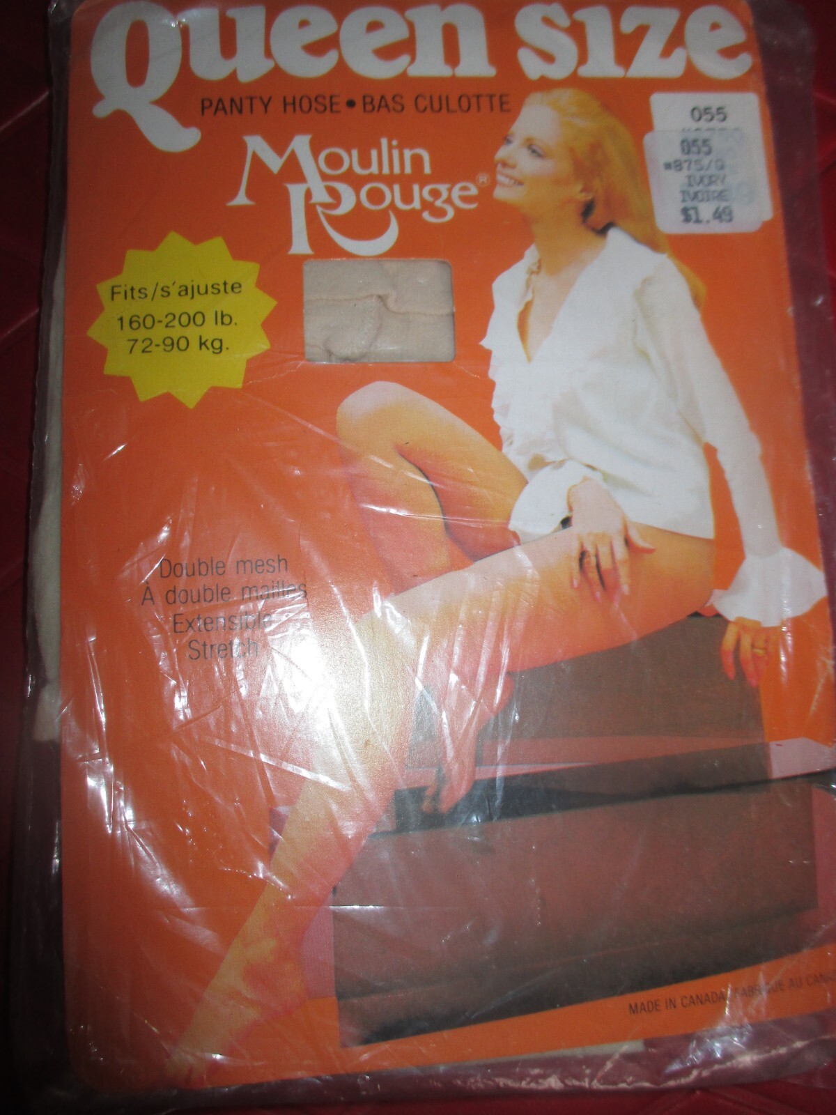 MOULIN ROUGE Vintage IVORY Nylon PANTYHOSE – Size Q – 160-200 lbs- 1970’s