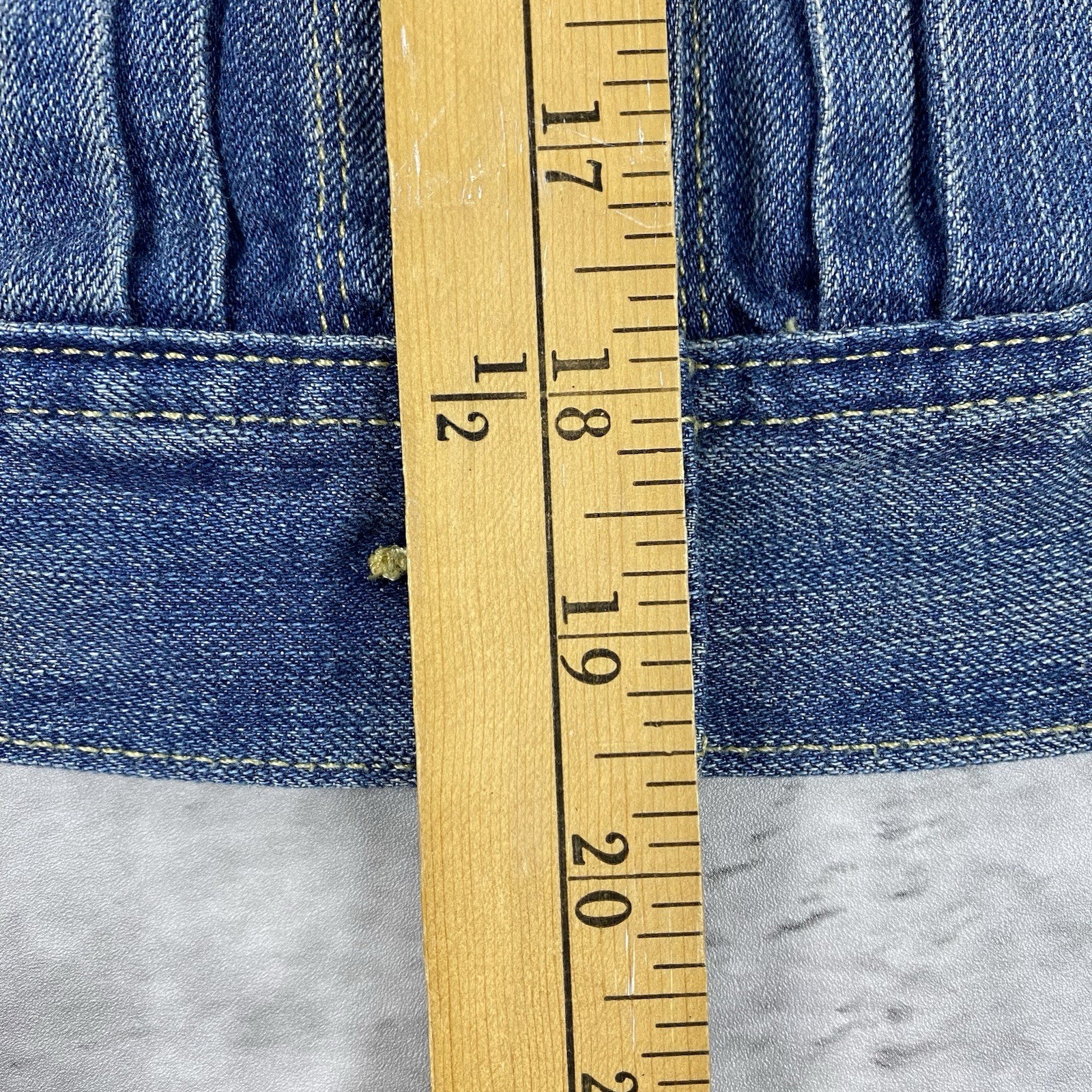vintage LEVIS Type 1 style denim jacket Womens M trucker cropped jean 2010s y2k