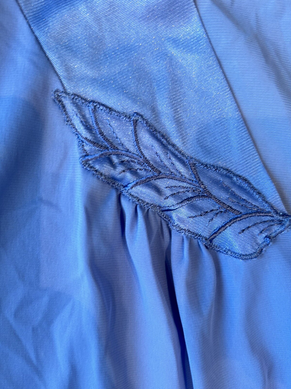 Vtg Vassarette Pajamas L Long Top & Crop Pants 25 Inseam blue Appliqué Detail