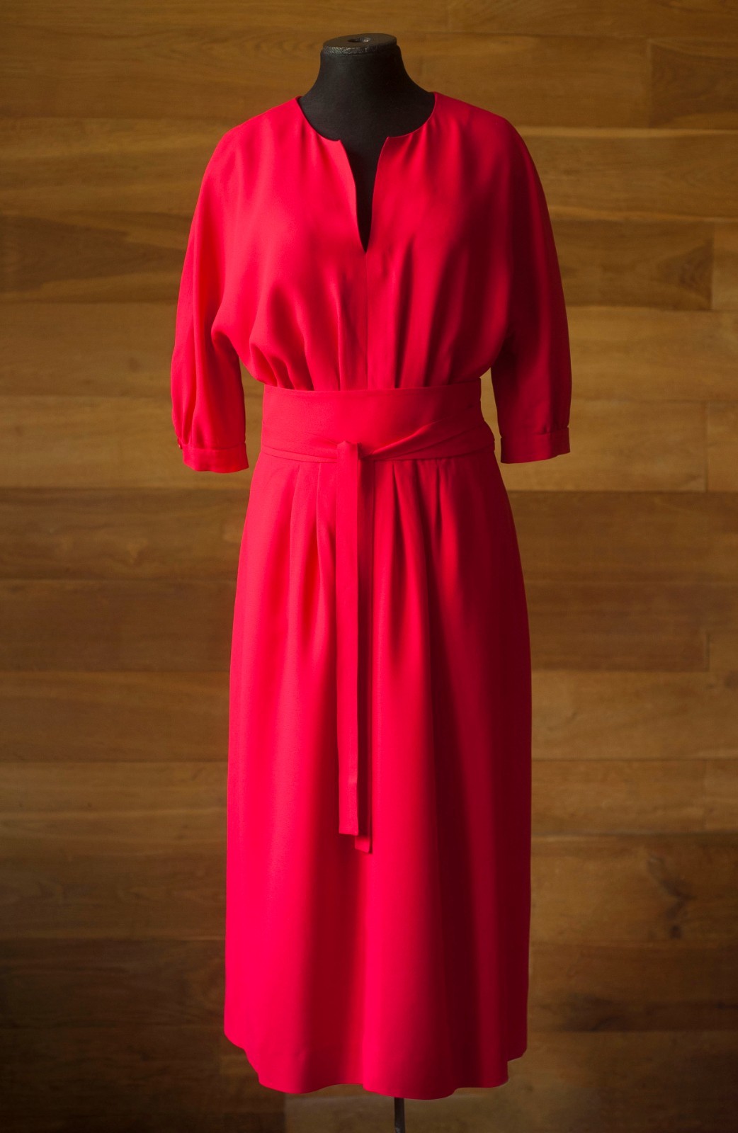 VTG Nina Ricci Boutique Paris Red Midi Dress Made in France Belted Luxury M
