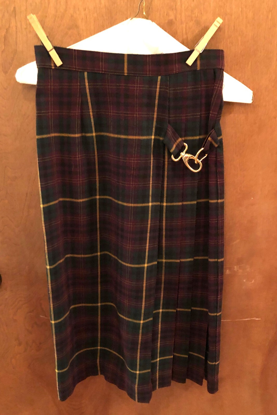 That’s Me! Vintage Burgundy, Green, & Gold Plaid Skirt, size 3/4
