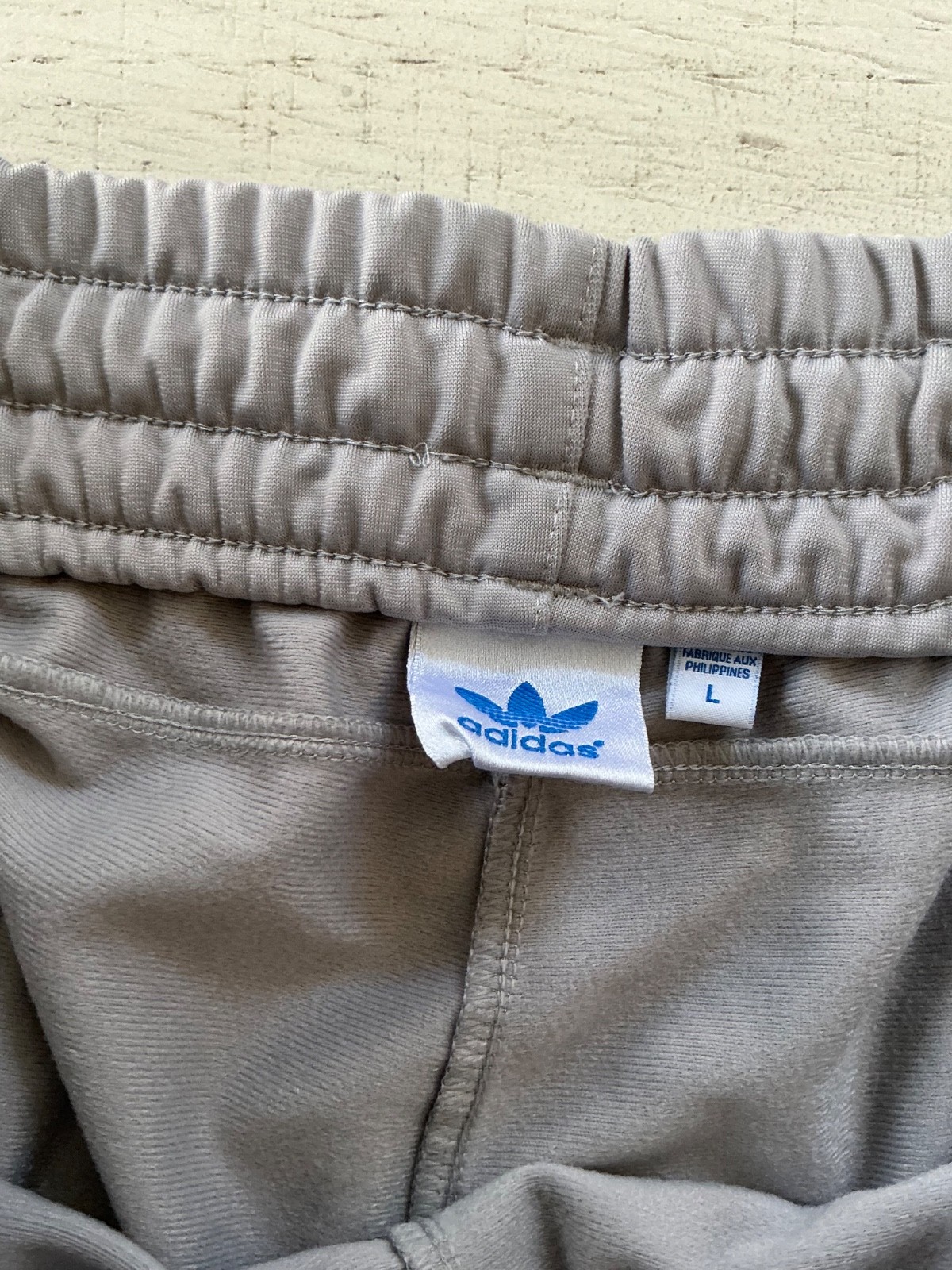 Women’s Vintage Y2K Adidas Stripe Trefoil Warm Up Track Pants Size L Low Rise
