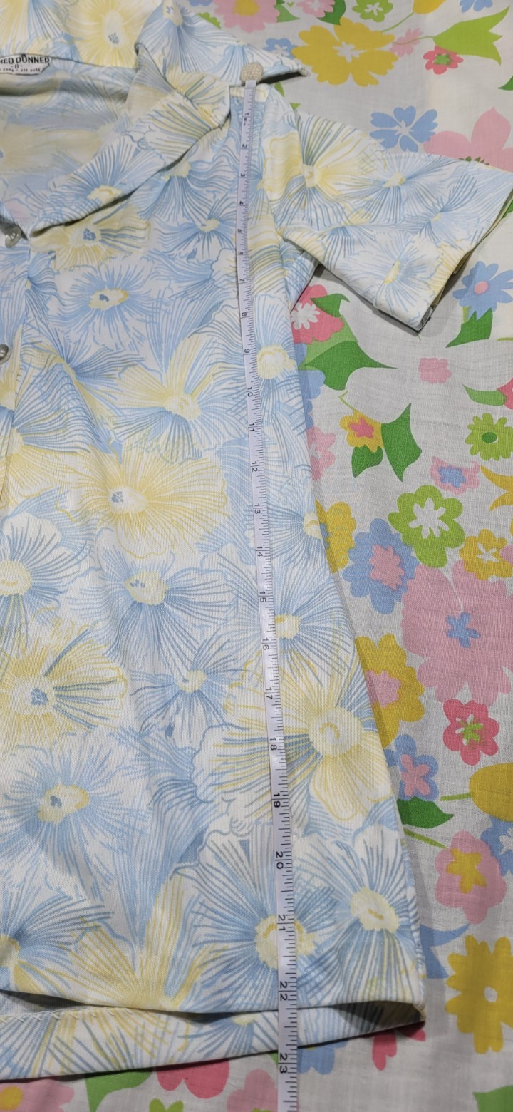 Vintage Womens Button Down Short Sleeve Shirt Top 60s 70s Alfred Dunner 8 Small