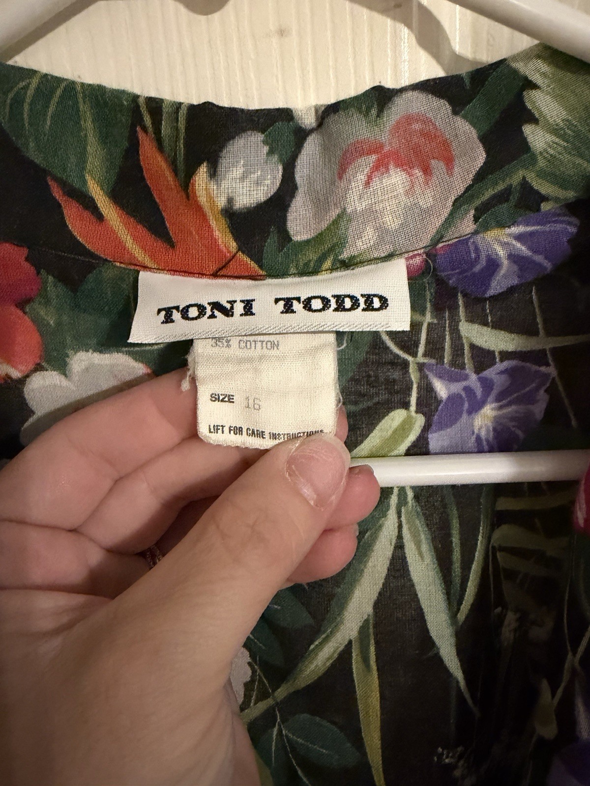 1980s Vintage Toni Todd Women’s Dress Size 16 Floral Button Up With Belt