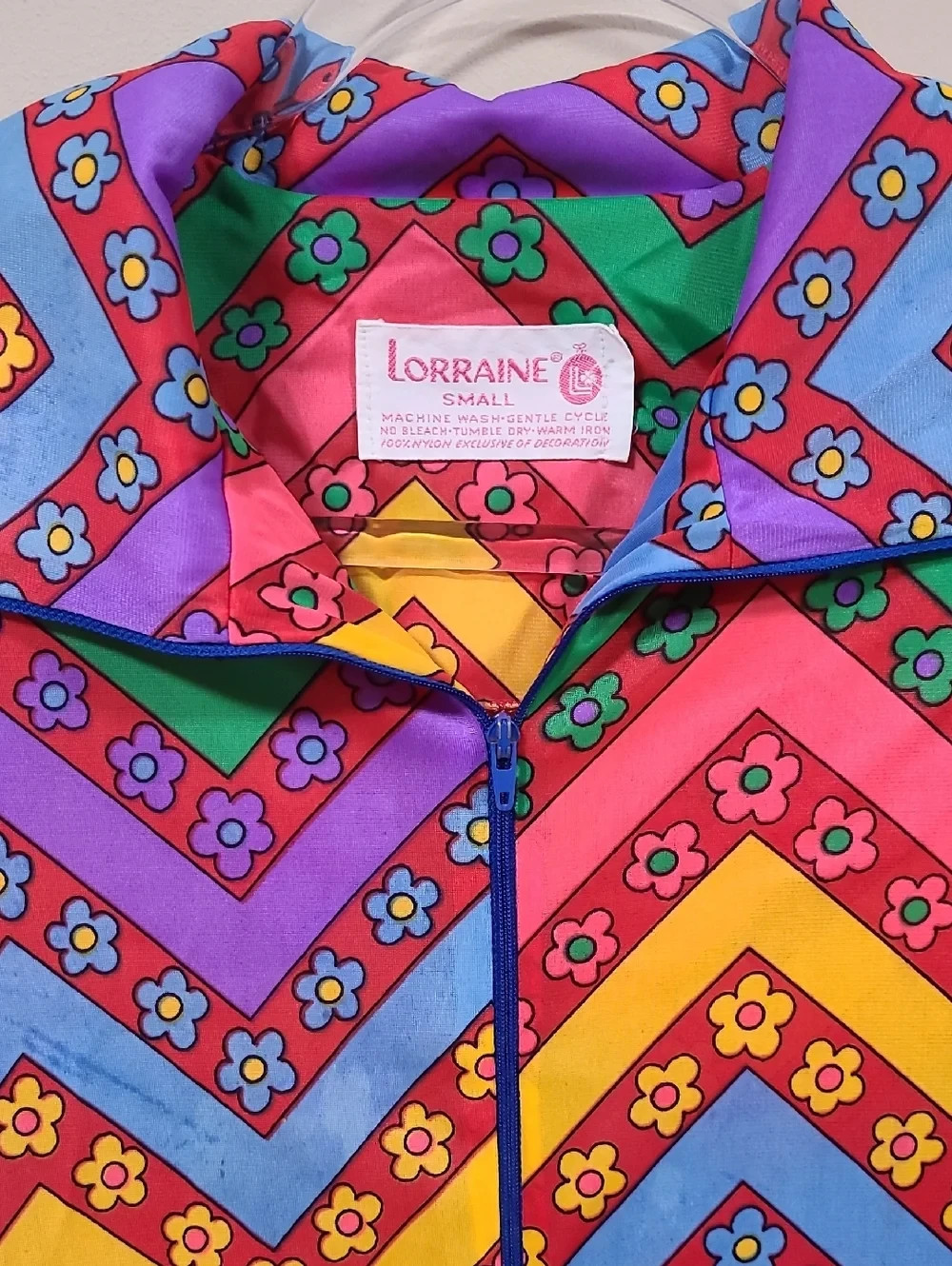 Vintage Lorraine Bright Chevron Floral Housecoat Multicolor Psychedelic sz S 60s