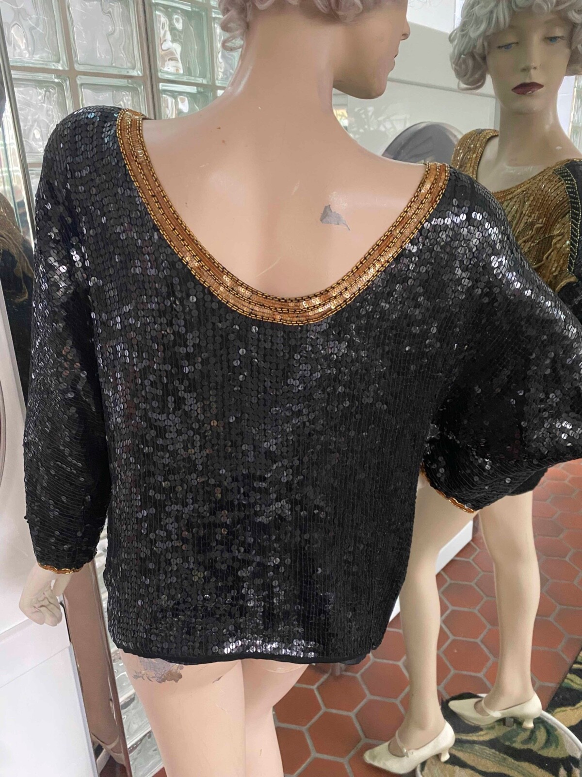 Judith Ann Creations Sequin Beaded 100% Silk Black Gold Top Evening sz L VTG 90s