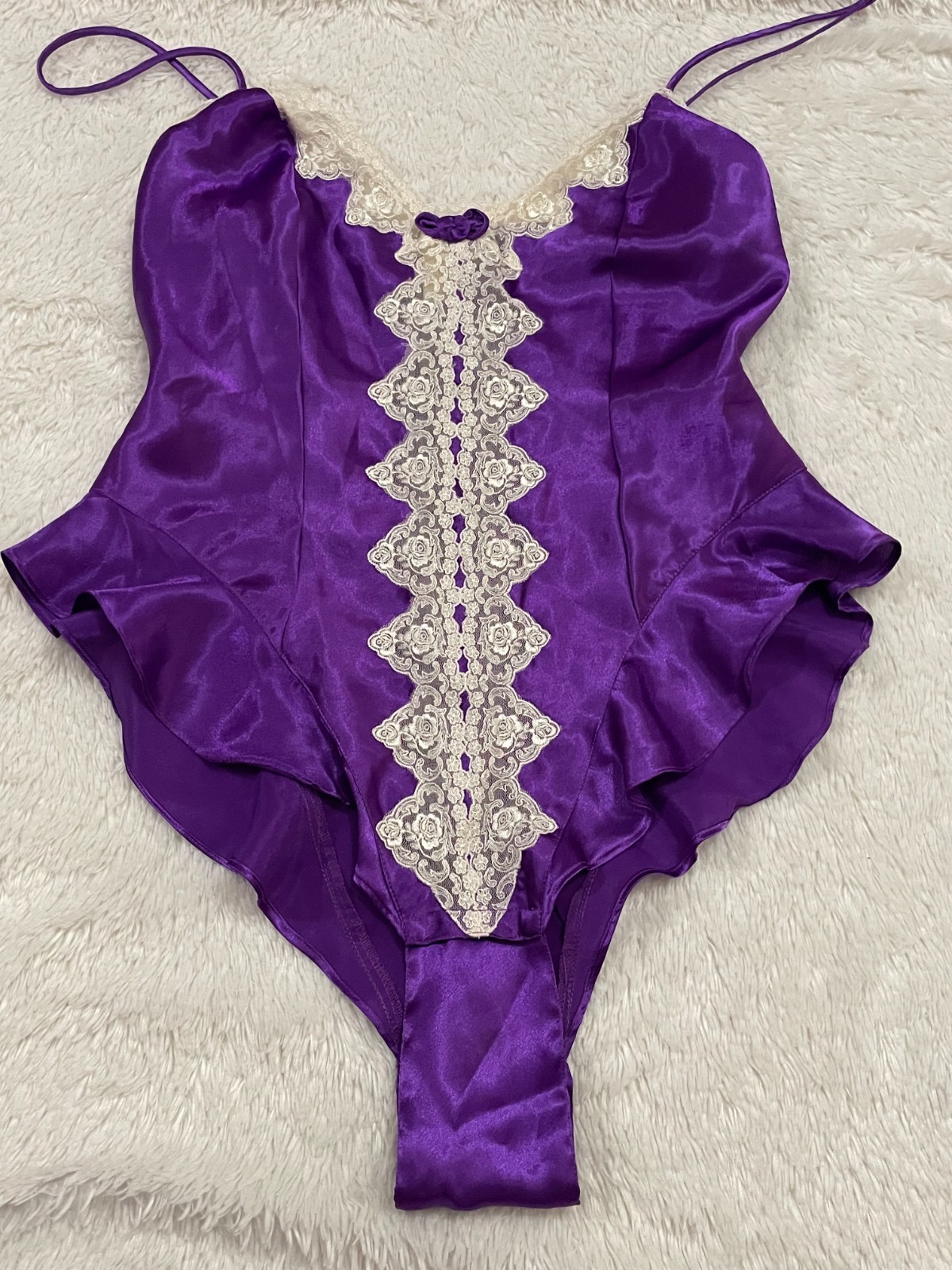 S Vtg VICTORIA’S SECRET Soft SATIN Lace Bodysuit Teddy Purple Ivory Gold Label