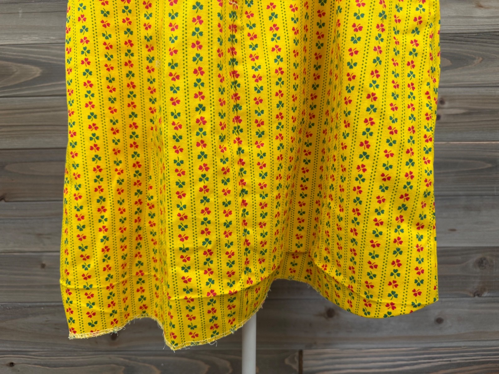 vintage 60’s pinafore mod dirndl suspender skirt rickrack trim novelty print