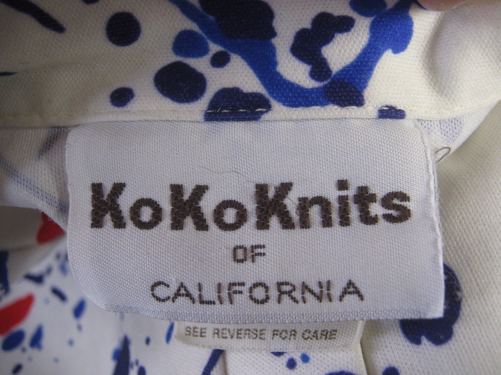 Vintage KoKo Knits of Calif. Paint Splatter Print Top Size Small Pullover