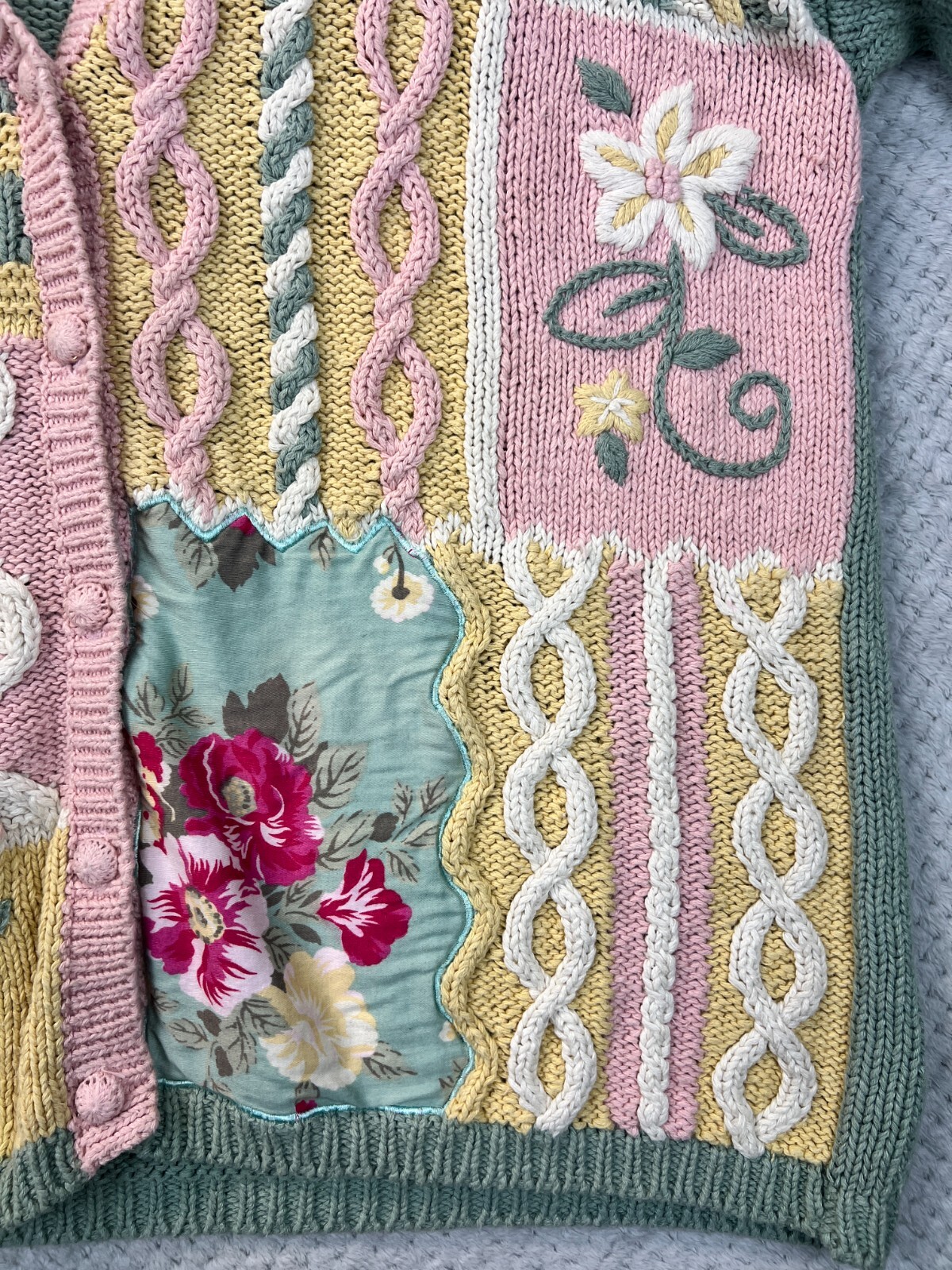 Cervelle Women Patchwork Sweater Cable Knit Large Embroidered Grannycore Vintage