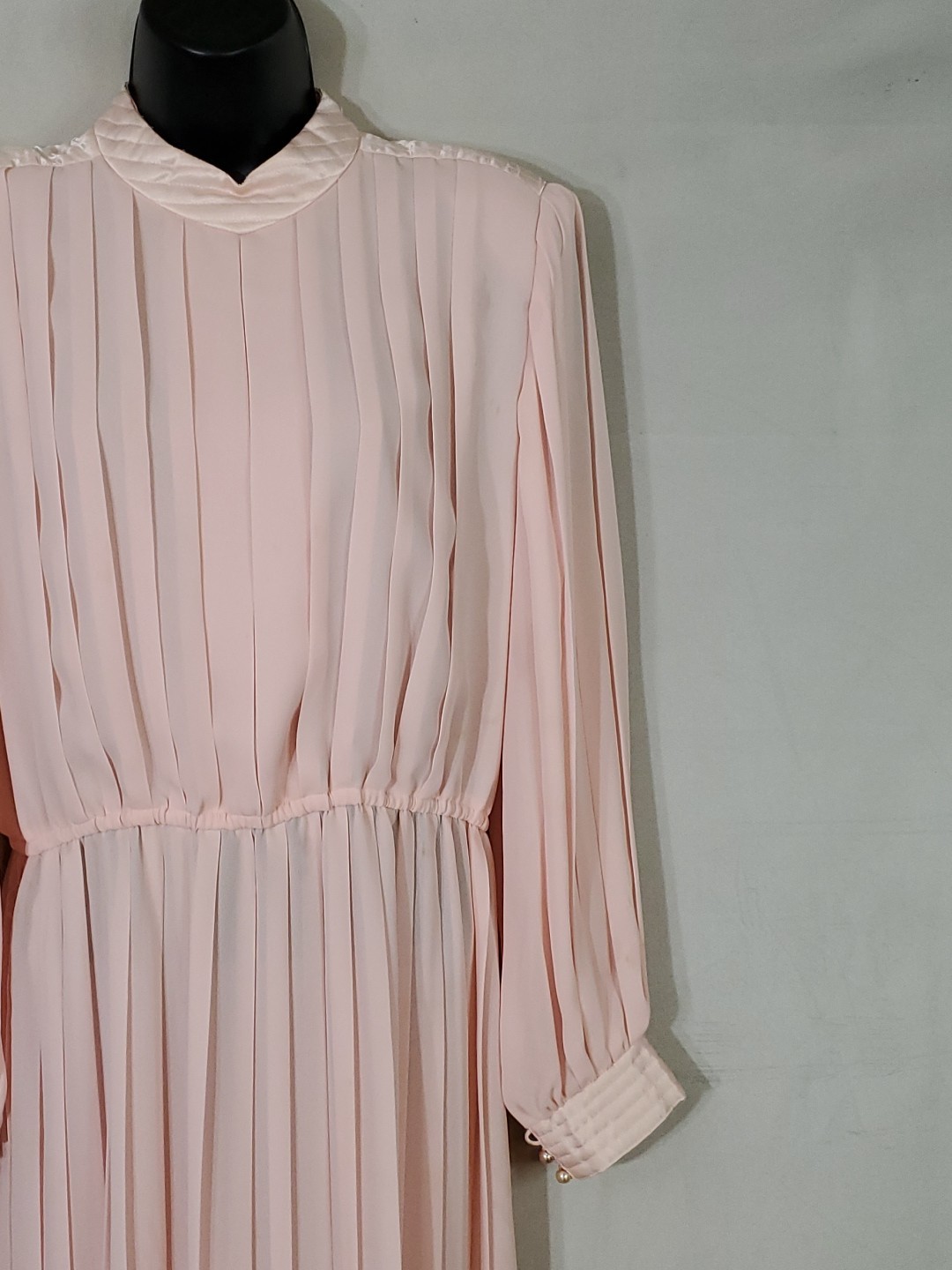 Vintage 60s 70d Liz Petites Dress Women’s Size 10 Pleated Pastel Pink Read