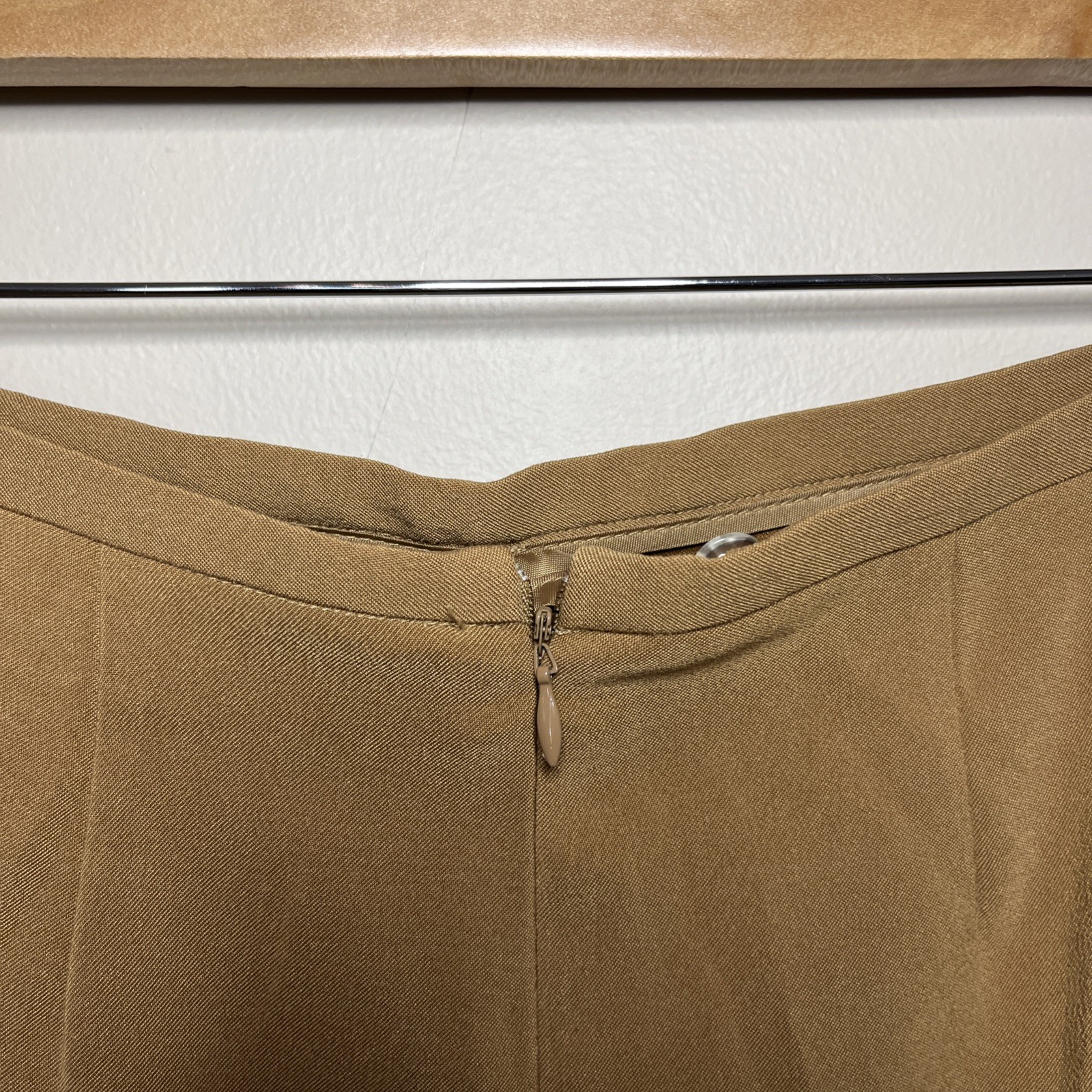 Vintage New Harve Bernard Skirt Jacket Suit Set Camel Tan Y2K Career Sz 6/8