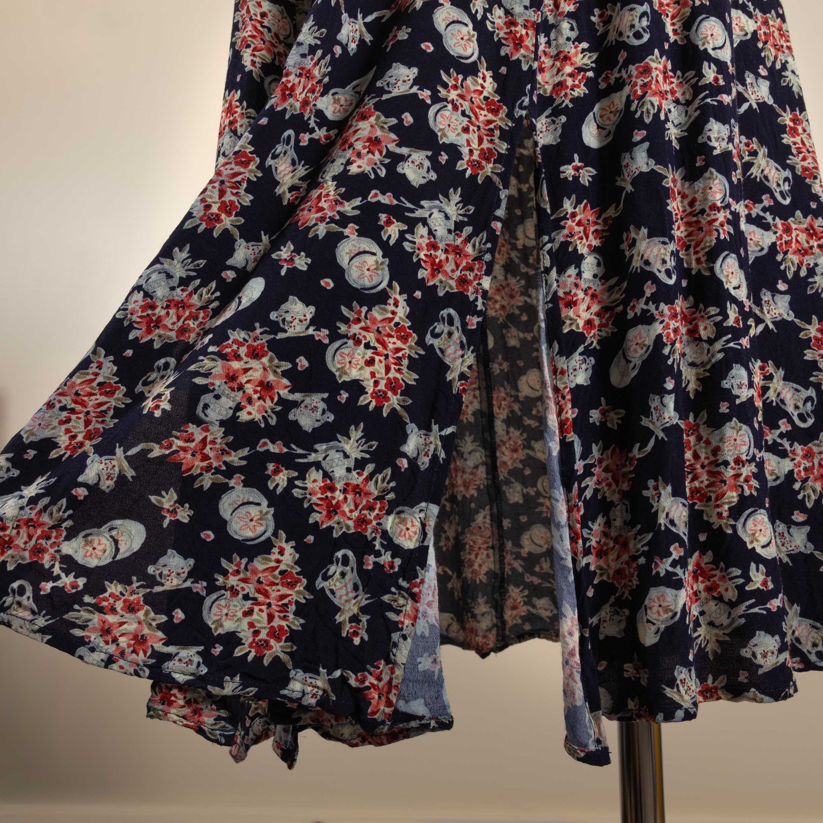 90s Vintage CDC Navy Floral Novelty Print Button Down Midi Dress Grunge 10