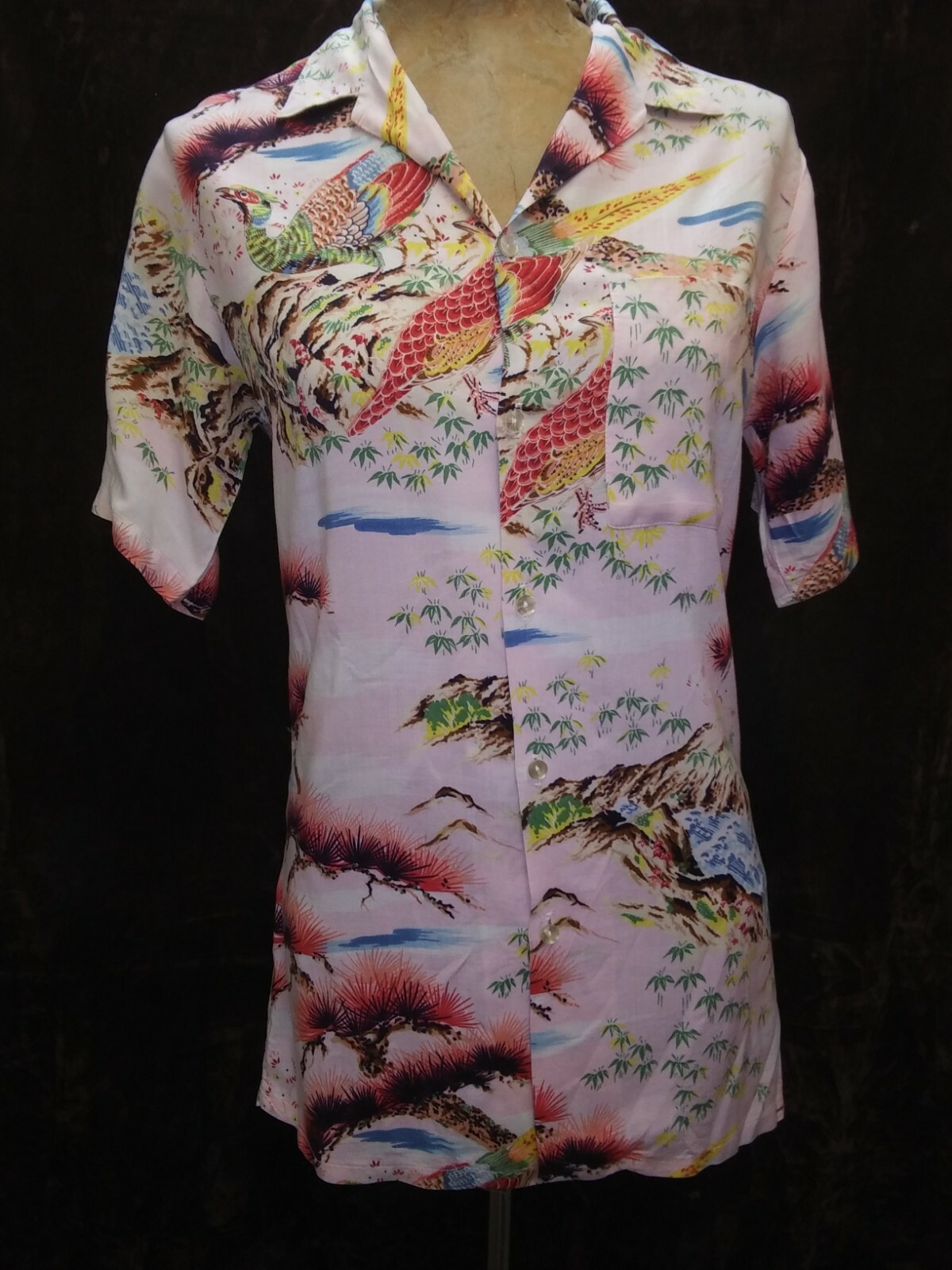 Vintage 1960s Tan Pink Green Yellow Rayon Hawaiian Shirt Hawaiian Madman S