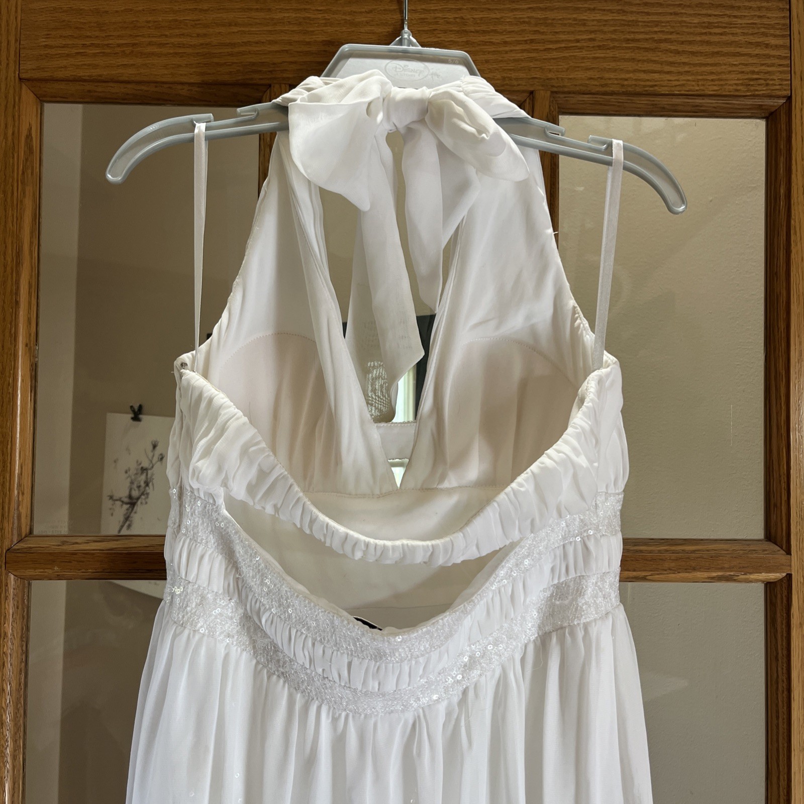 White Halter Neck Sleeveless Full-Length Wedding Dress 9/10 prom homecoming