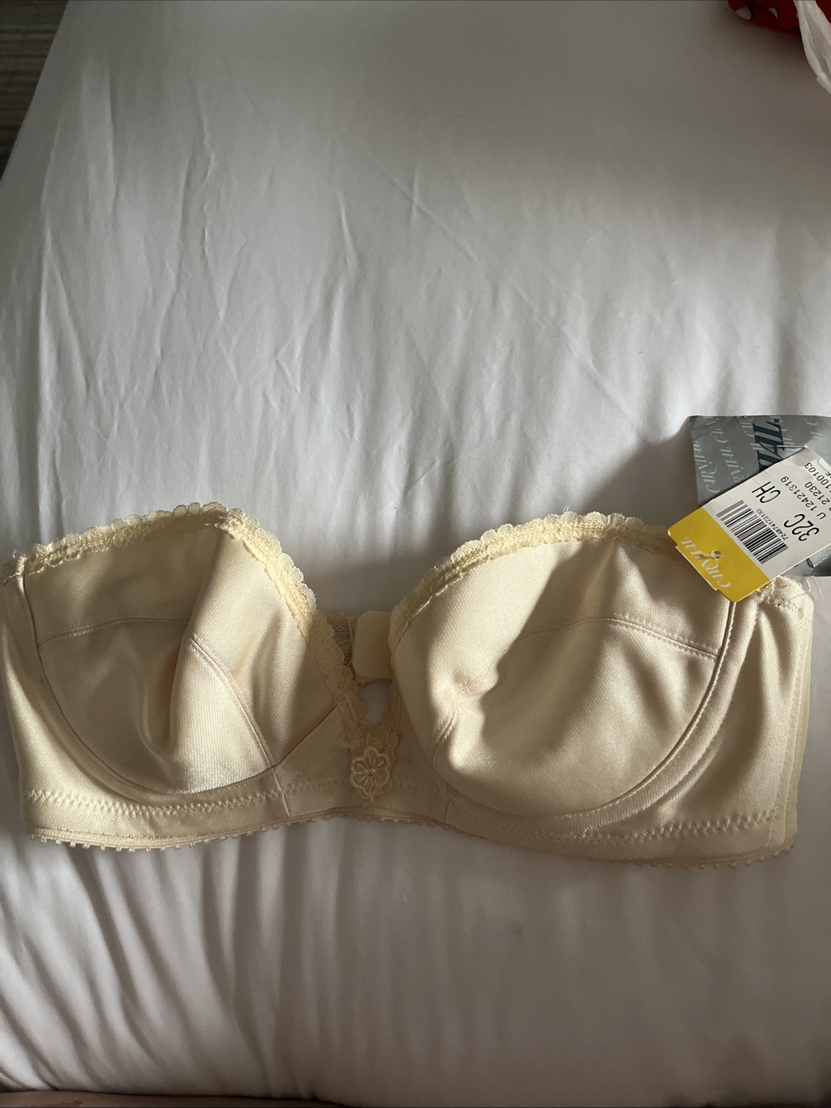 VINTAGE Pinup Style Lingerie Carnival Size 32c Bra 1970s Strapless Underwire