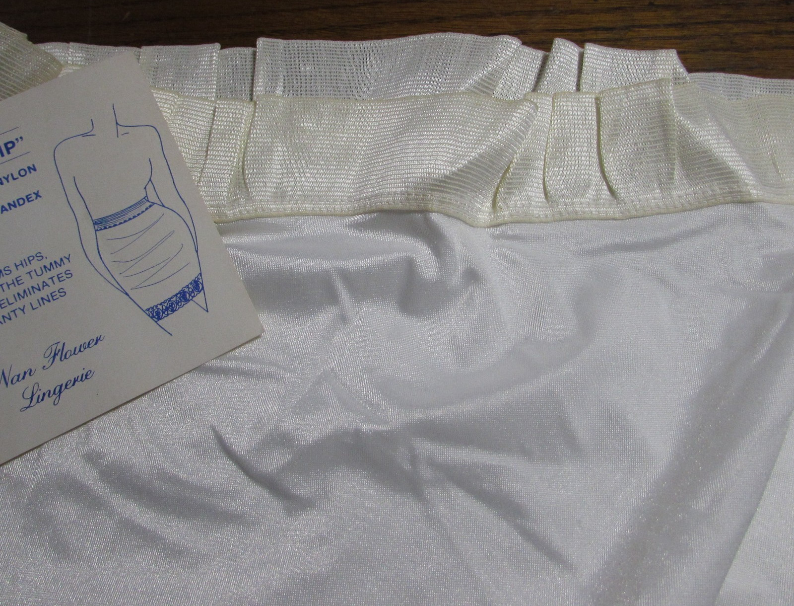 NOS Nan Flower Originals Nylon SLIM Slip Ladies L
