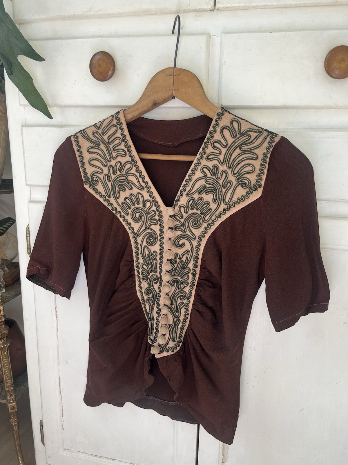 40s Art Deco Vintage Antique Brown Rayon Embroidered Soutache Gatsby Blouse Top