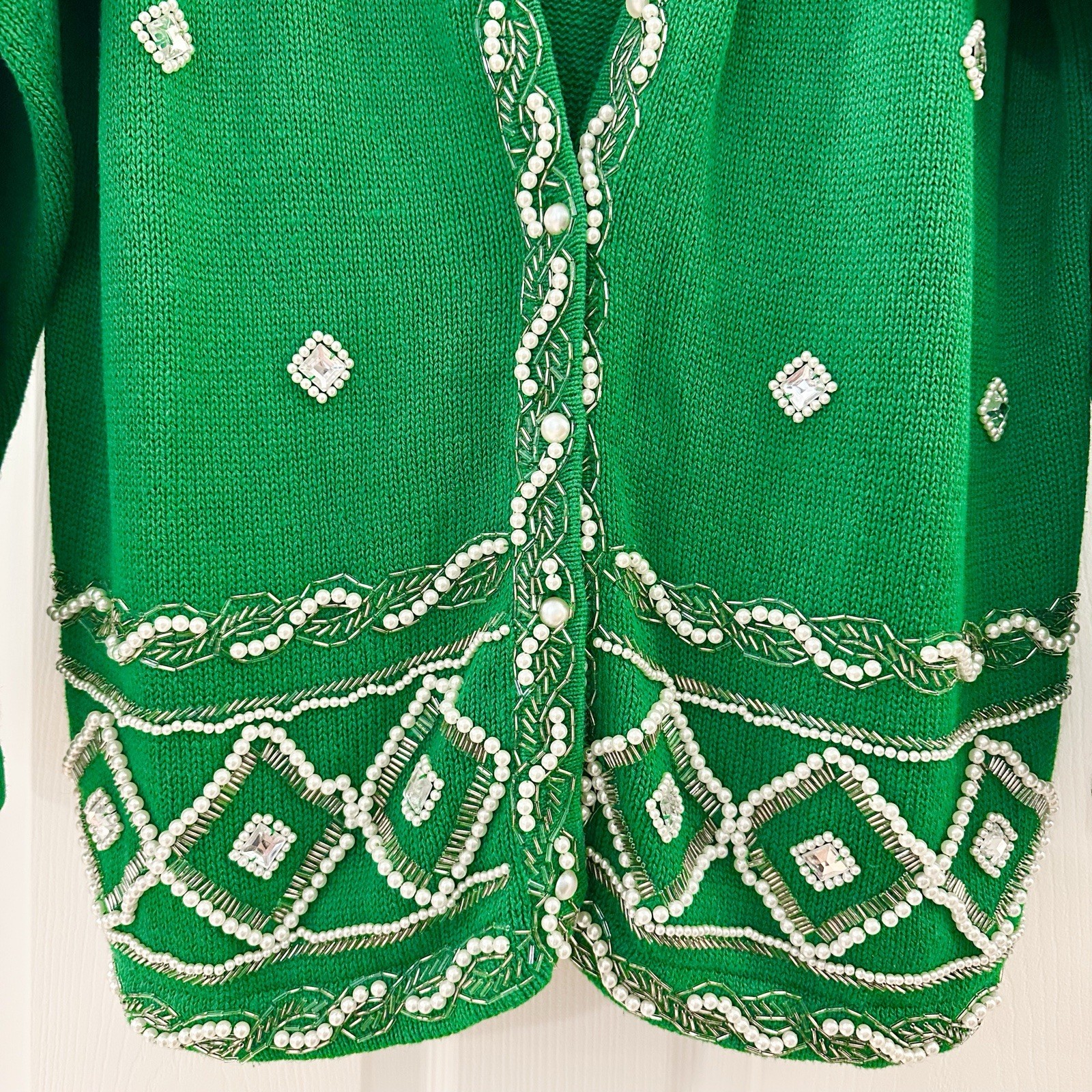 Cervelle Vintage Beaded Pearl Embellished V Neck Cardigan Sweater Kelly Green