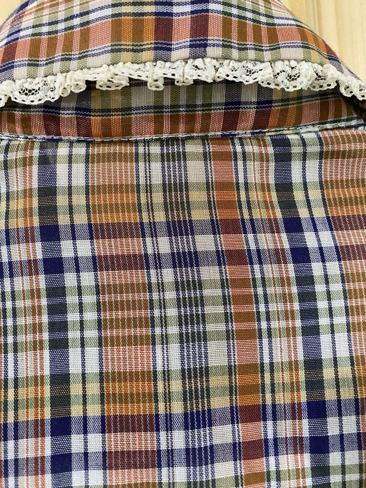 Vintage 70s/80s Stuart Lang Women’s Plaid Lace Collar Blouse Sz.S