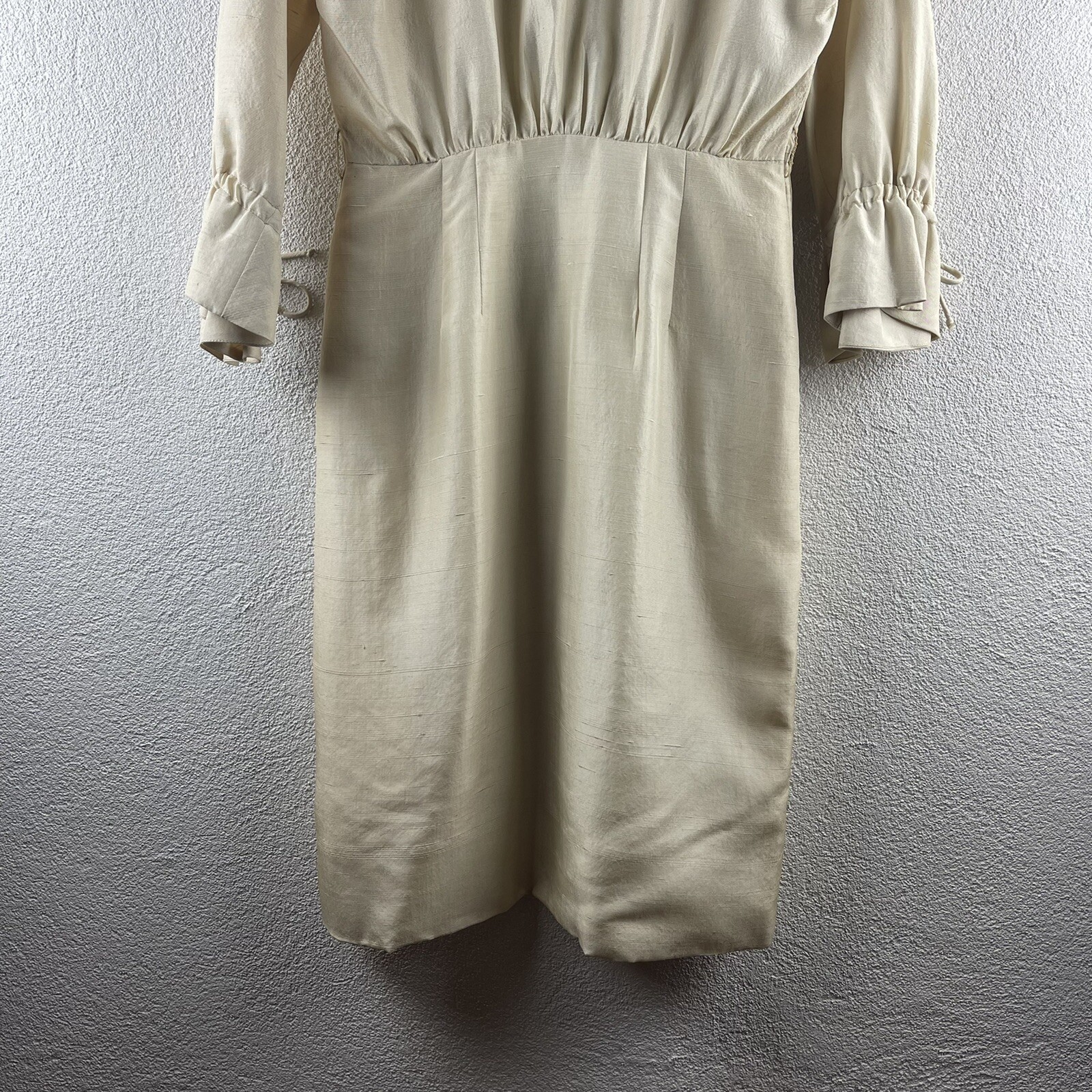 Vintage l 70s M Carlye Silk Floral Embroidery Ruffle Tie Cuff Pockets Belt Dress