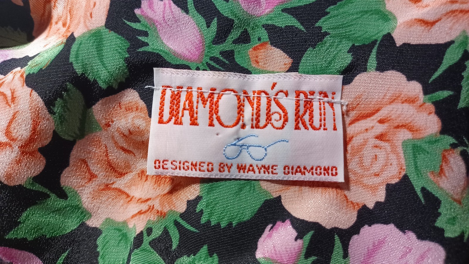 Vintage Diamond Run Dress, Black w/pink Roses. No Tag Size. D2290