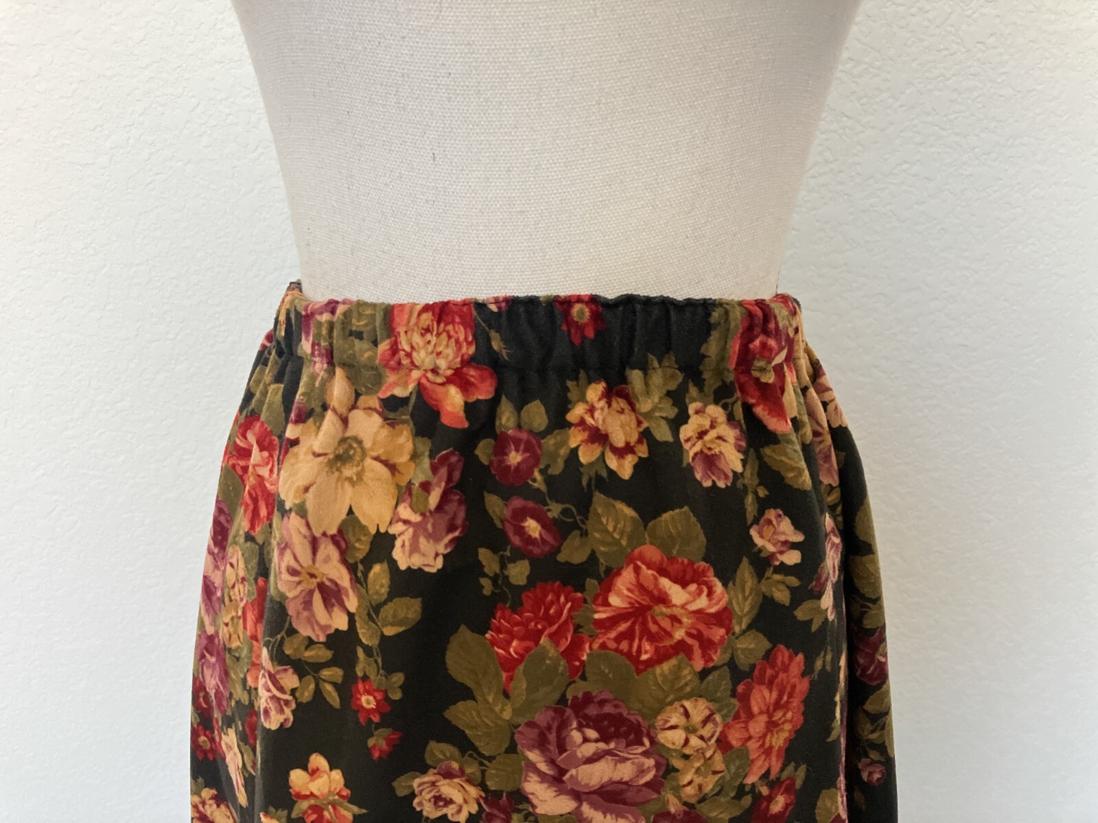 1980s Hand Sewn Floral Midi Skirt, Vtg Skirt with Elastic Waistband