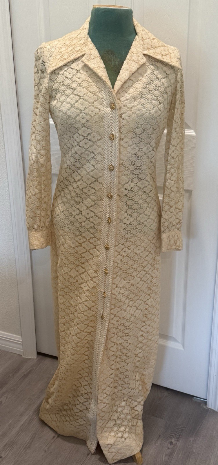 1960’s Evening Gown Coat Dress Cream Lace W/ Lining Gold Buttons Long Sleeve USA