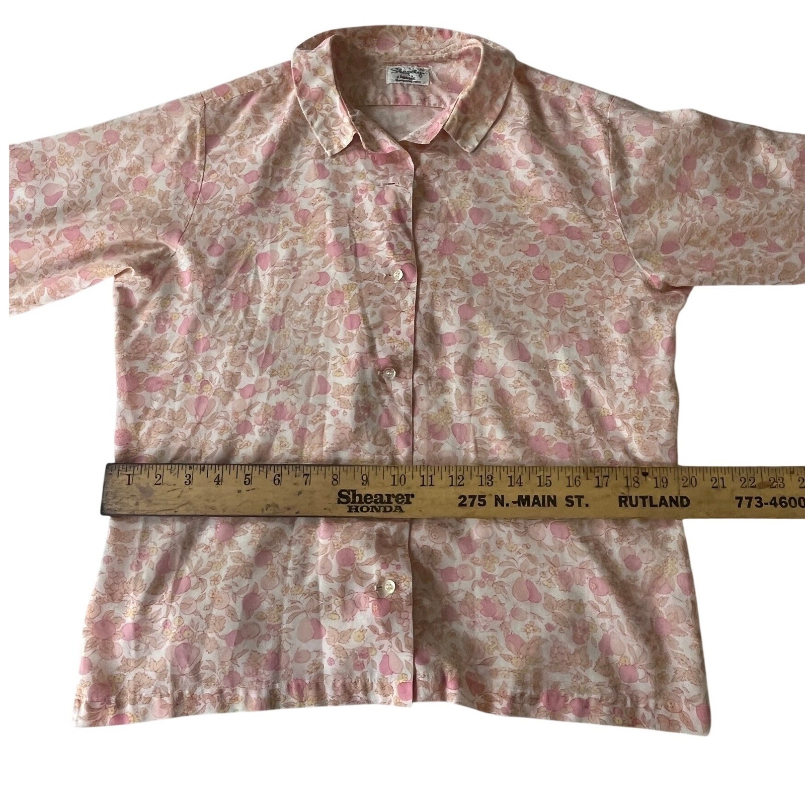 Vintage 70s Cottagecore Pink Fruit Floral Print Button Down Blouse Size M