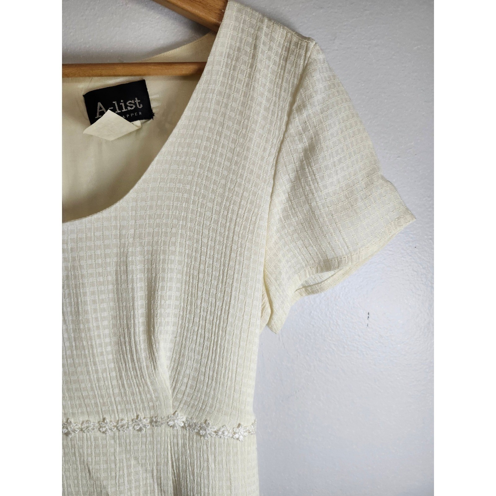Vtg 90s Y2K A-List by Wrapper Dress Junior 9/10 Fits Small Cream Waffle Knit Mod